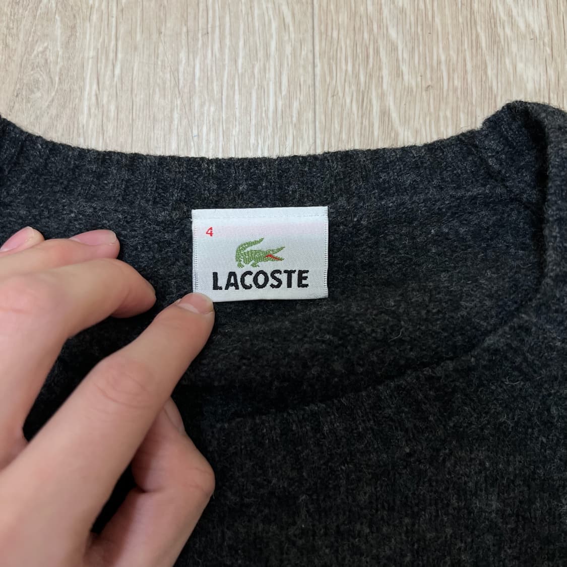 라코스테 울 크롭 니트 4사이즈  상품이미지5