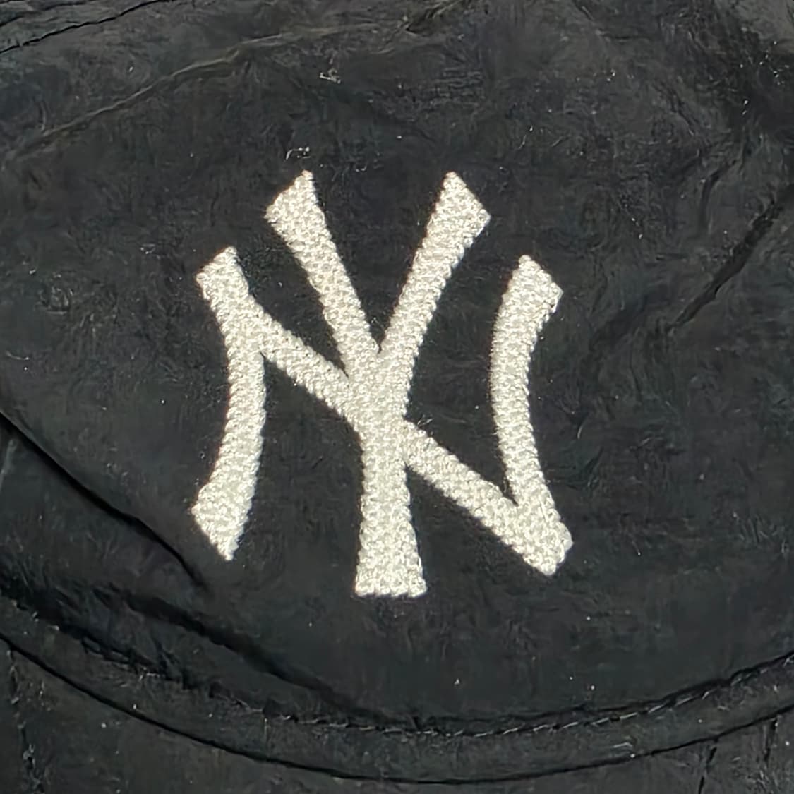 디스이즈네버댓 X 뉴에라 뉴욕양키스 레트로 크라운 캡 블랙 상품이미지8