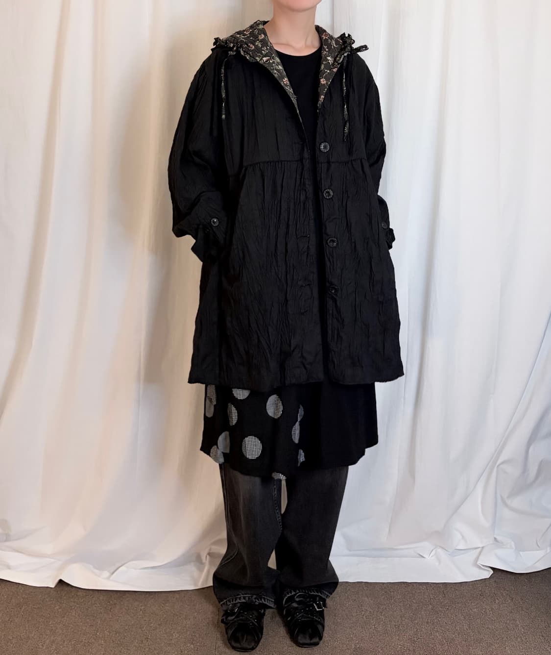 Crinkle Layered Hood Jacket – Black 상품이미지3