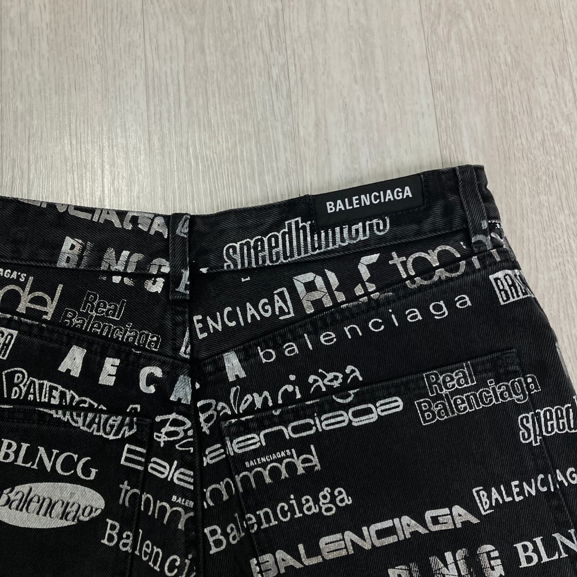 [S] 발렌시아가 tv로고 데님 상품이미지3