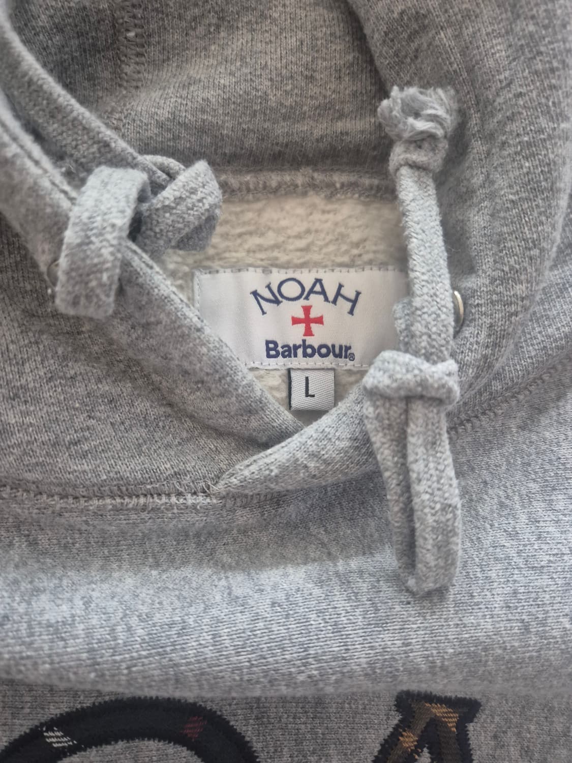 노아x바버 후드티 판매합니다 상품이미지3