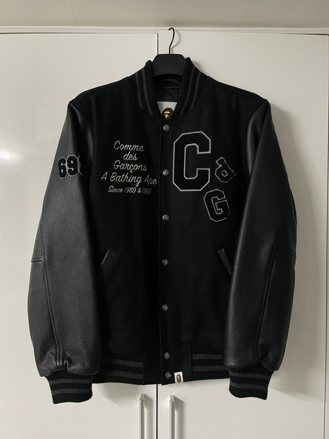 베이프 꼼데 바시티 자켓 상품이미지1