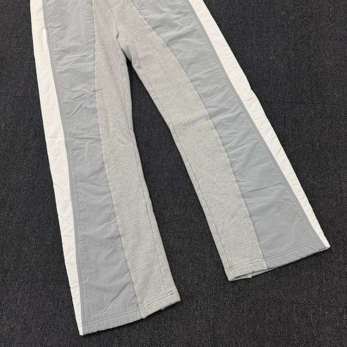 앤더슨벨 아식스 트랙 팬츠 상품이미지3