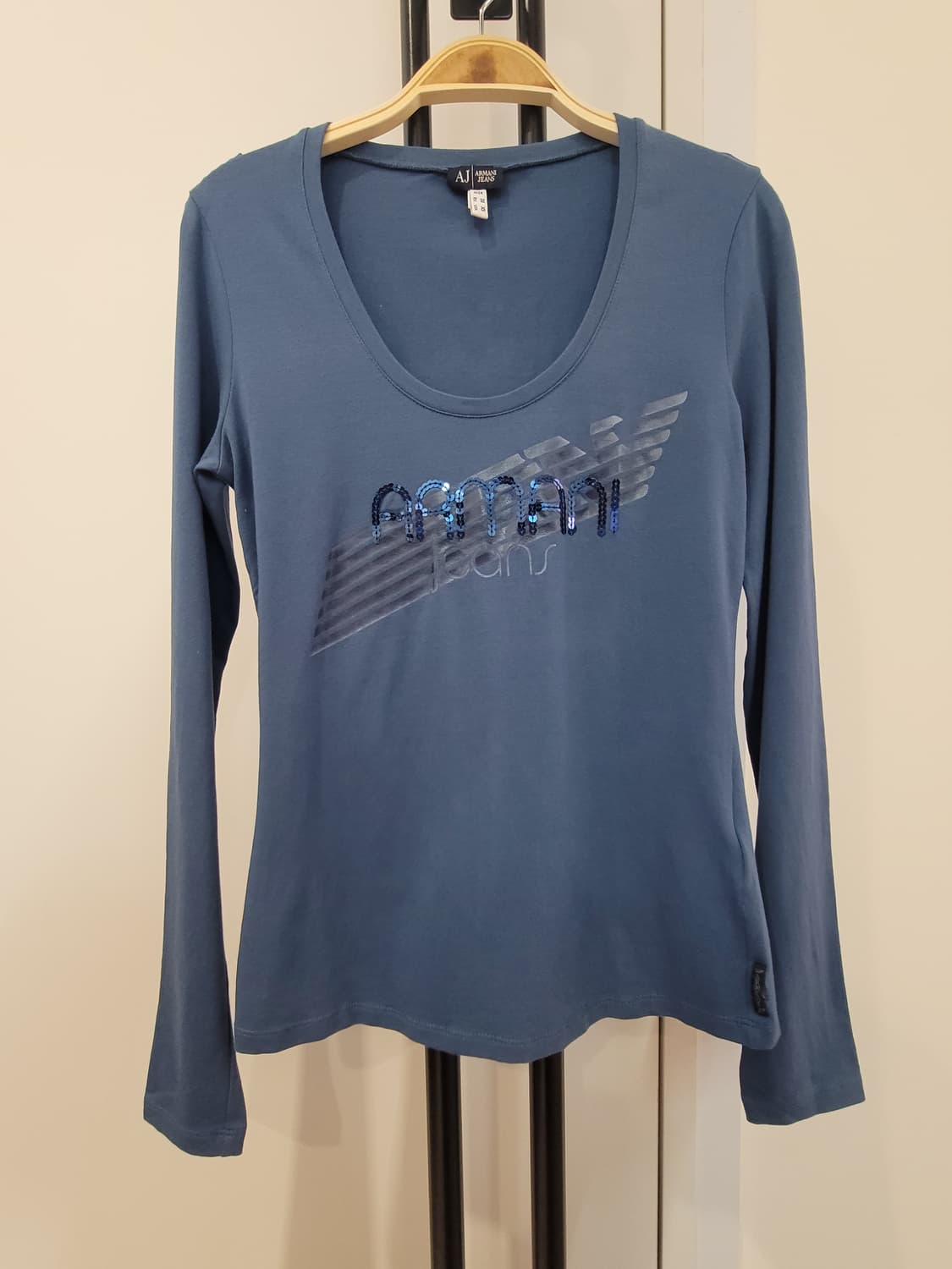 아르마니 진 스팽글 로고 긴팔 티셔츠 55사이즈 상품이미지1