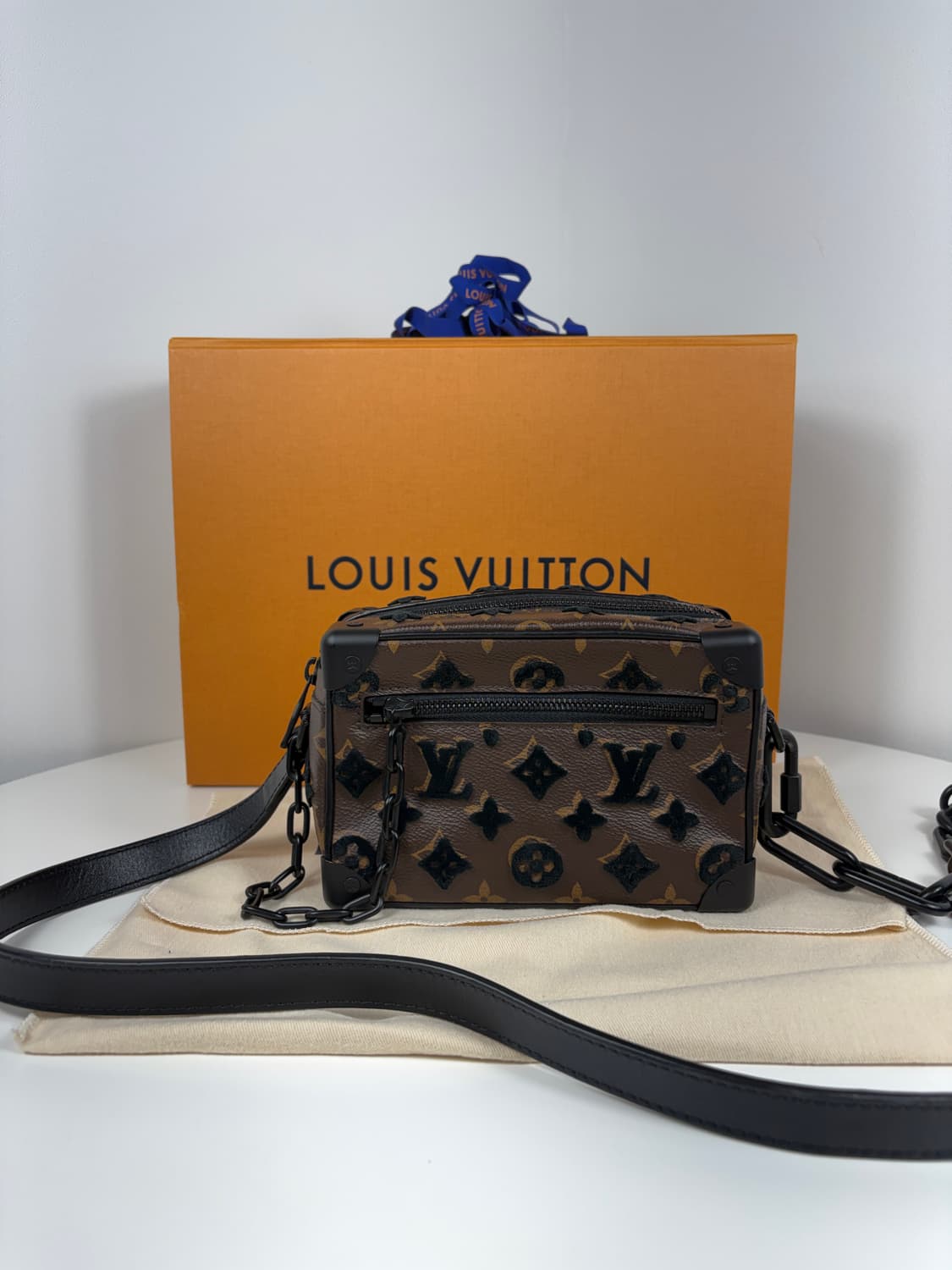 루이비통 M68970 소프트 트렁크 메신저백 크로스백 상품이미지2