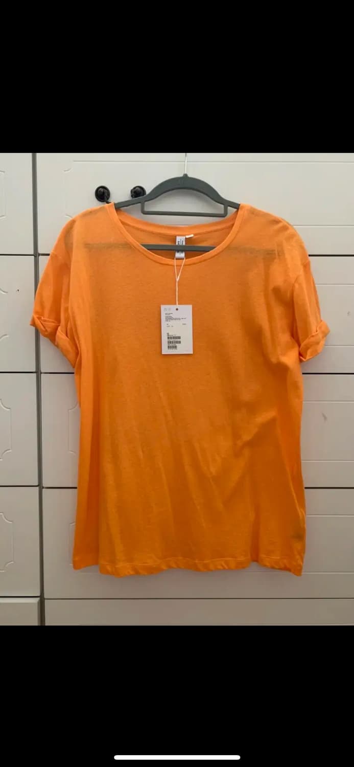 새상품 앤아더스토리즈 티셔츠 상품이미지1