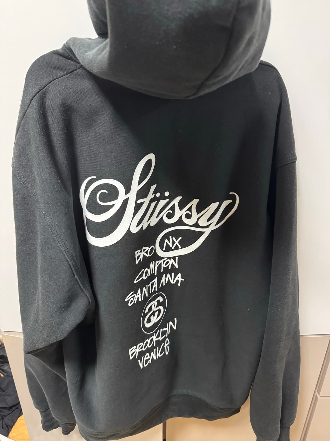 스투시 월드투어 후드티 XL 상품이미지1