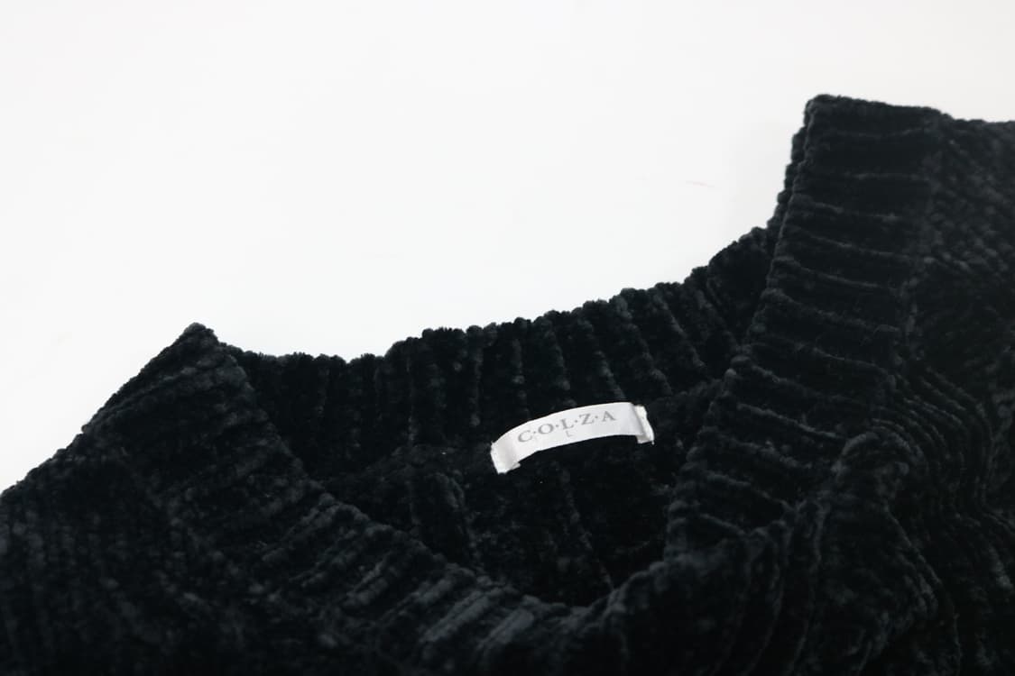 블랙 벨벳 셔닐 꽈배기 브이넥 니트 상품이미지6