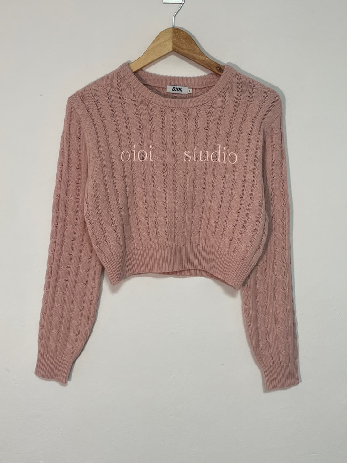 OIOI 스튜디오 꽈배기 니트 상품이미지5