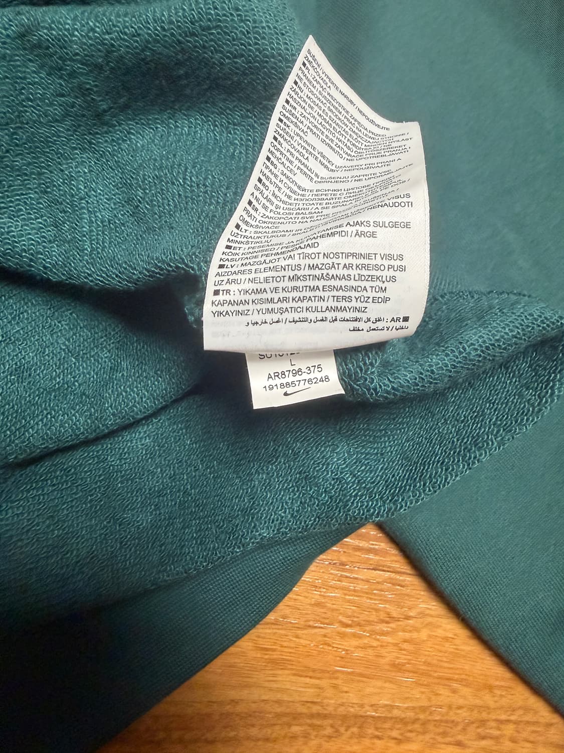 나이키 acg 빅로고 크루넥 상품이미지4