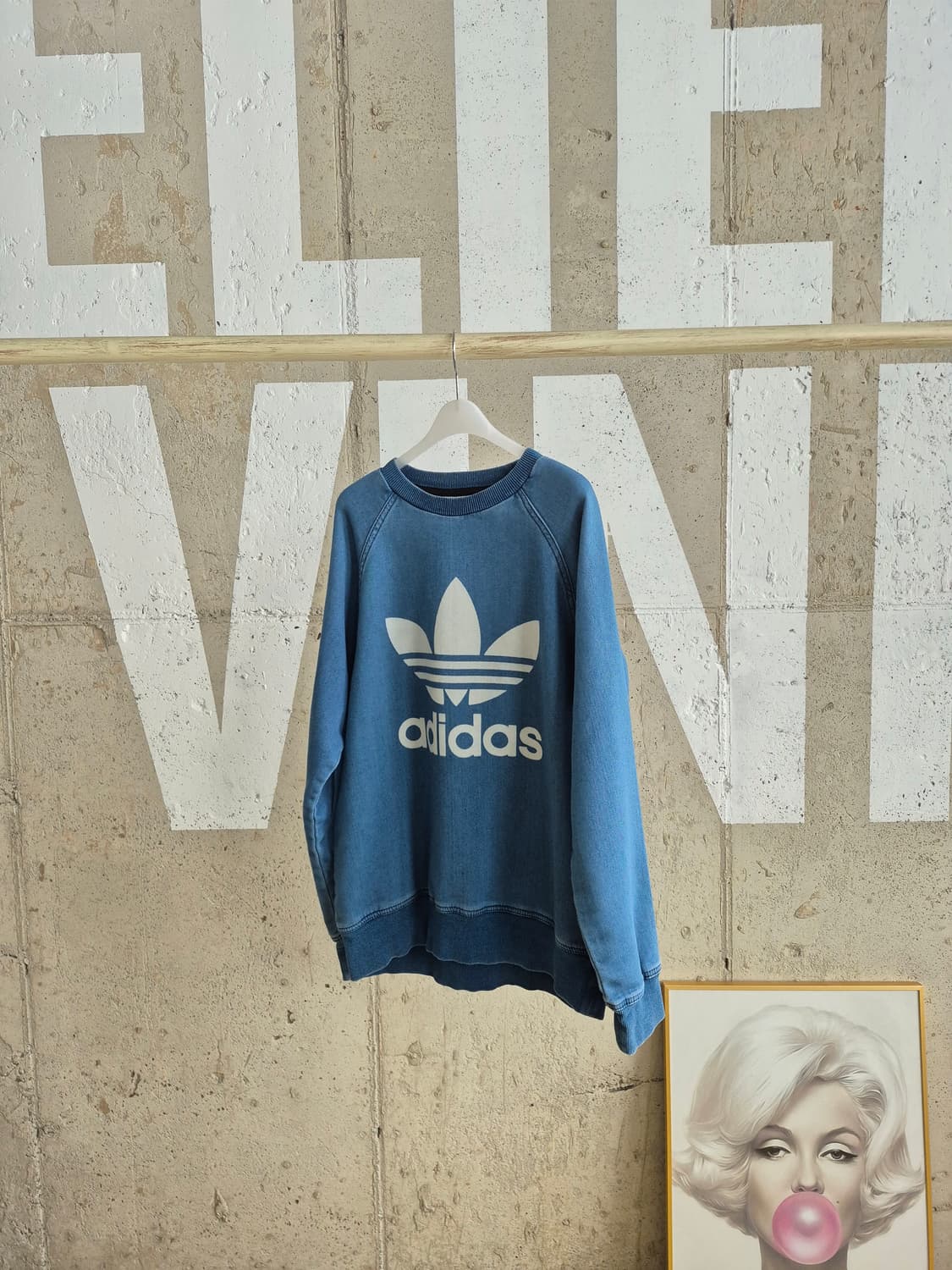 아디다스 빅로고 맨투맨 상품이미지1