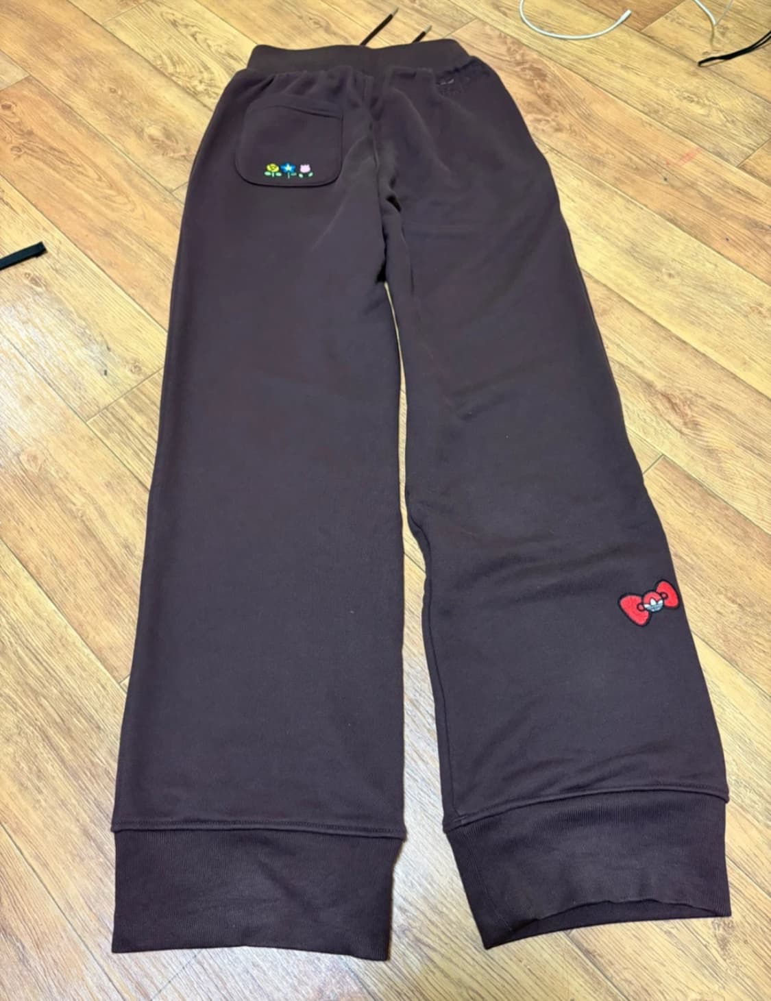 아디다스 X 헬로키티 바지 상품이미지2