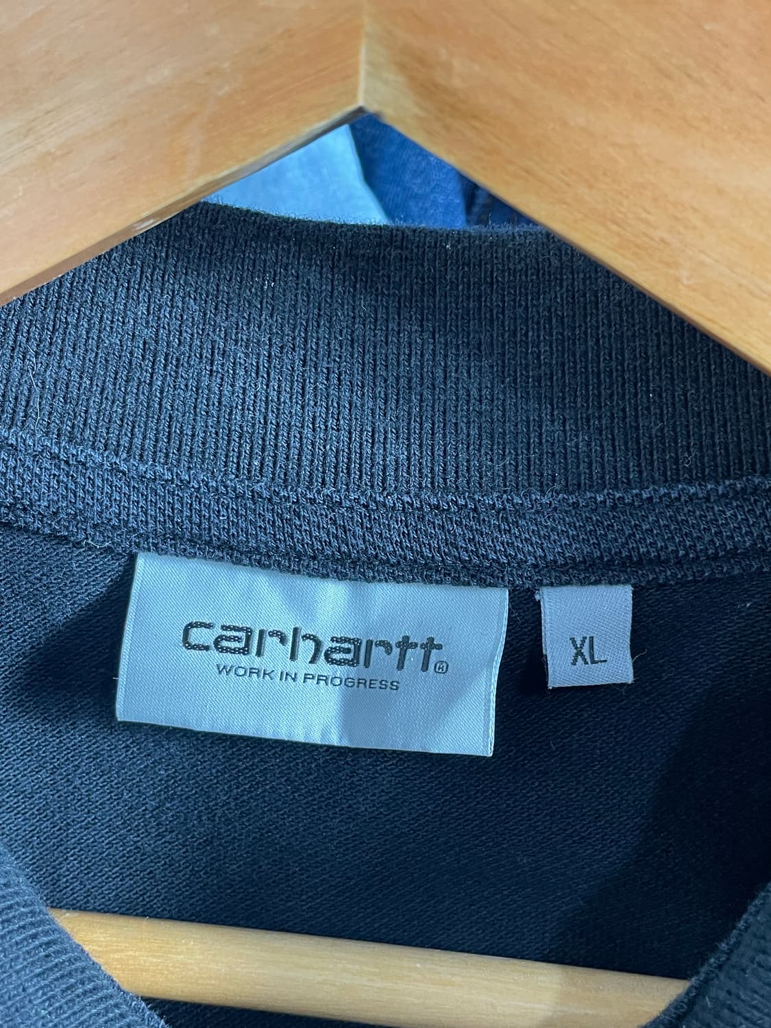 칼하트 블랙 카라 긴팔티셔츠 상품이미지2