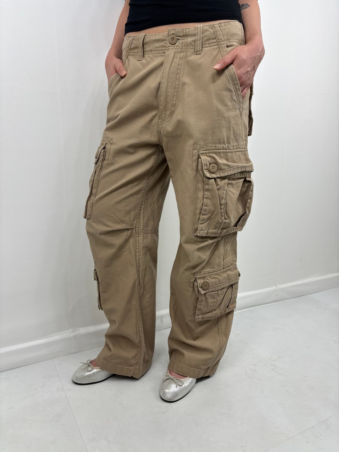 BIG CARGO PANTS DARK BEIGE 상품이미지1