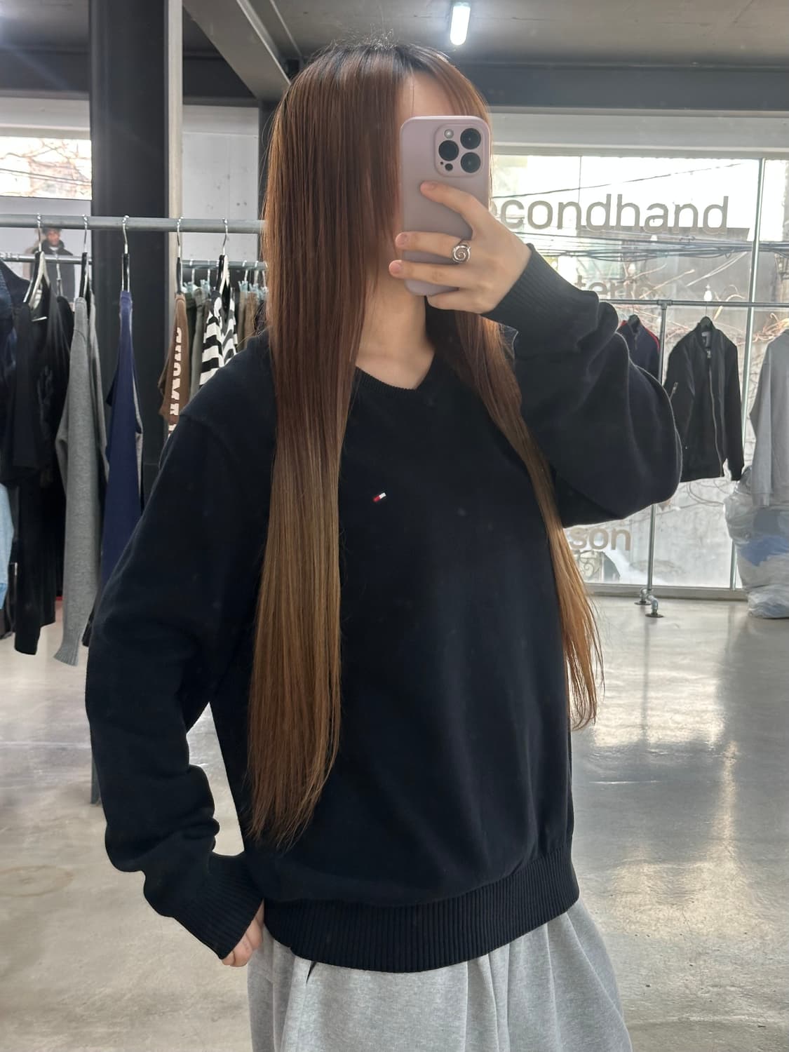 타이미힐피거 브이넥 울 니트 상품이미지1