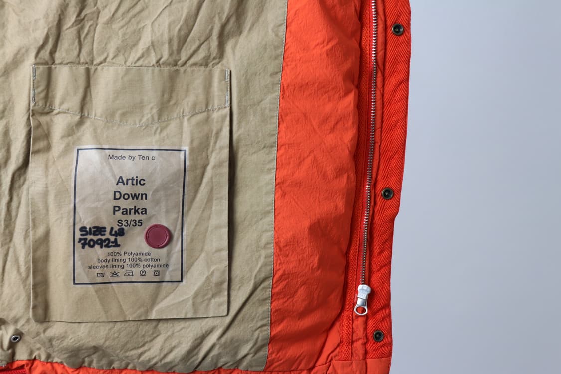 텐씨 아틱 후드 다운패딩 오렌지 48팝니다. 상품이미지8