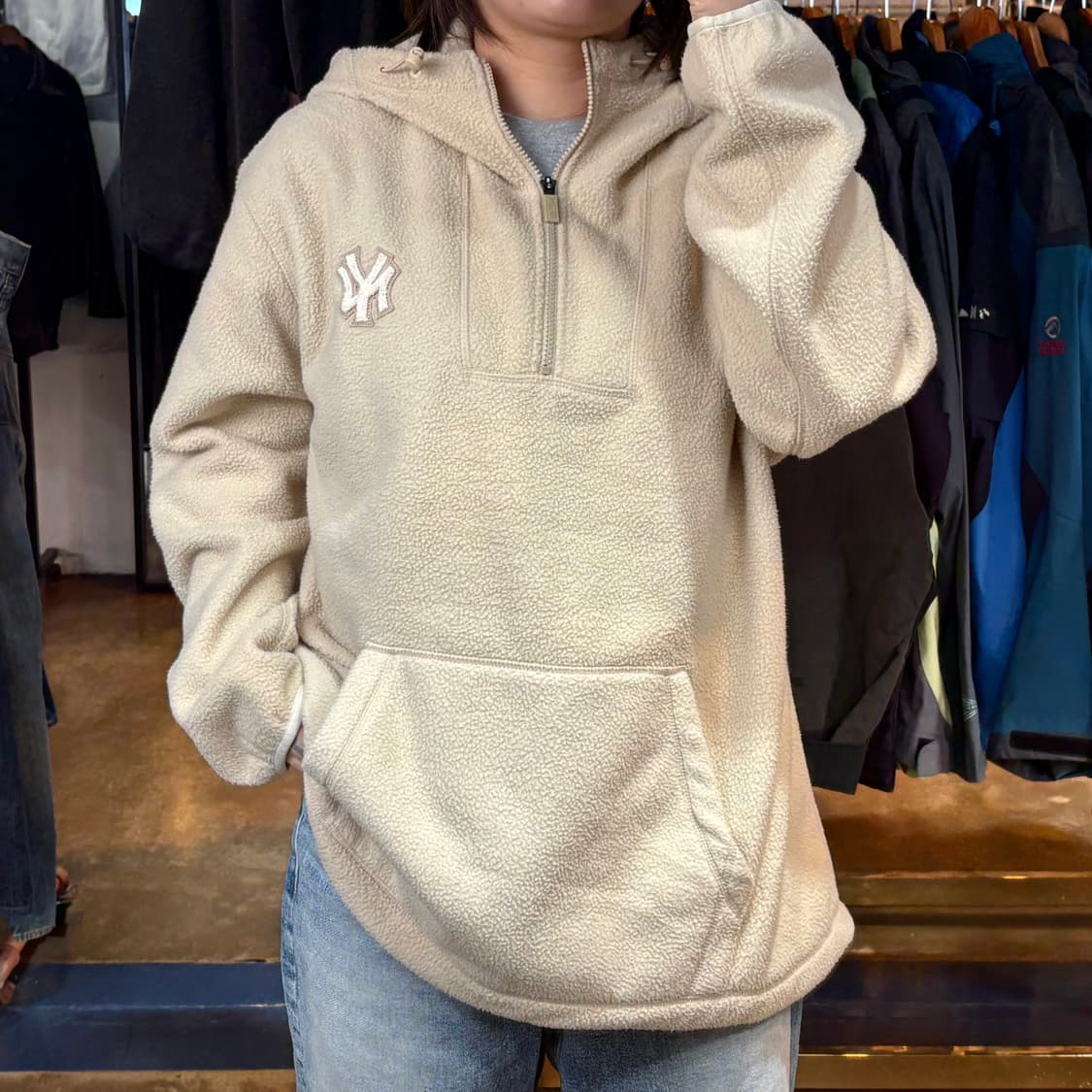 MLB  아이보리 반집업 플리스 후드 상품이미지1