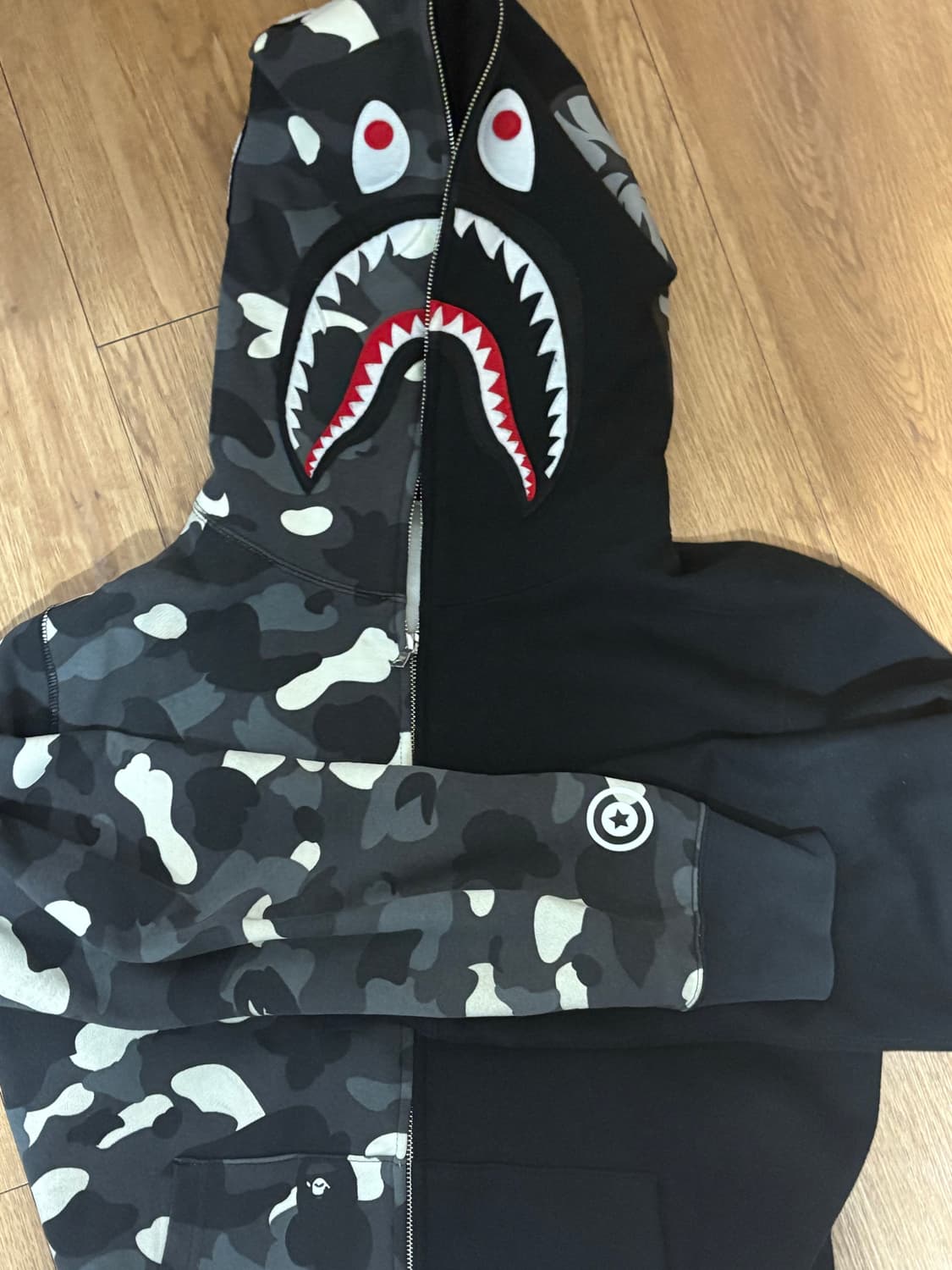 베이프 시티카모 후드집업 XL 판매합니다 상품이미지3