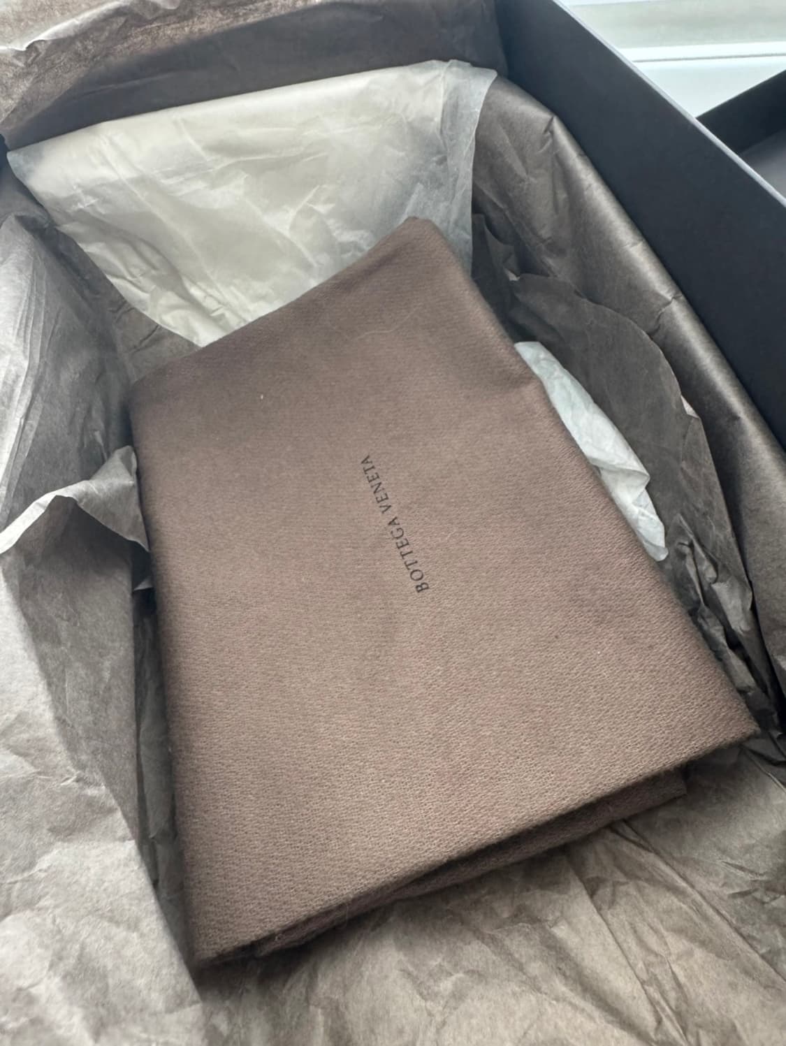 보테가베네타 인트레치아토 더비 43 상품이미지4