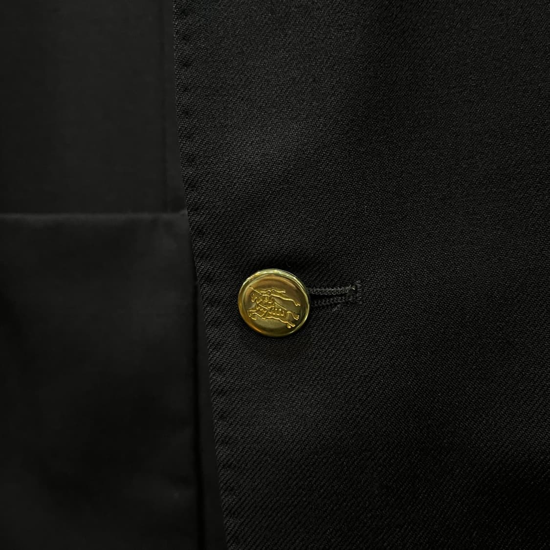 90s 빈티지 버버리 금장 버튼 네이비 블레이저 상품이미지4