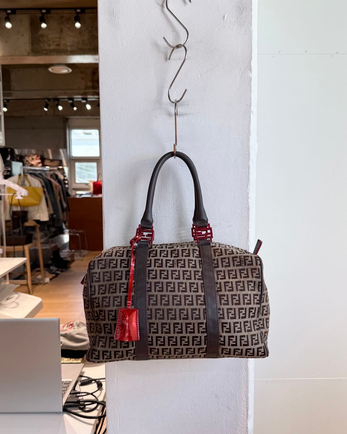 펜디 브라운 주카 캔버스 보스턴백 상품이미지2