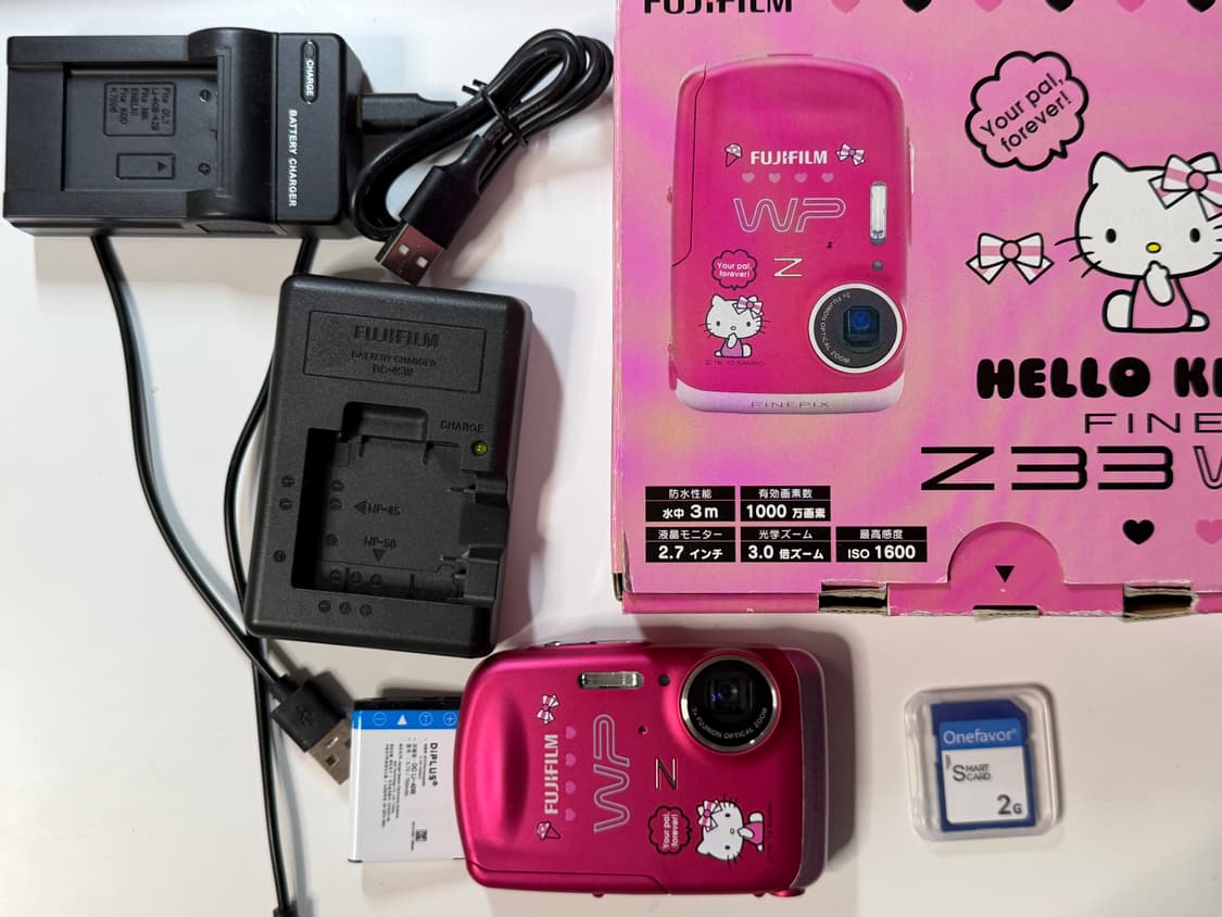 급처) 후지필름 파인픽스 Z33WP 핑크 헬로키티 카메라 상품이미지1