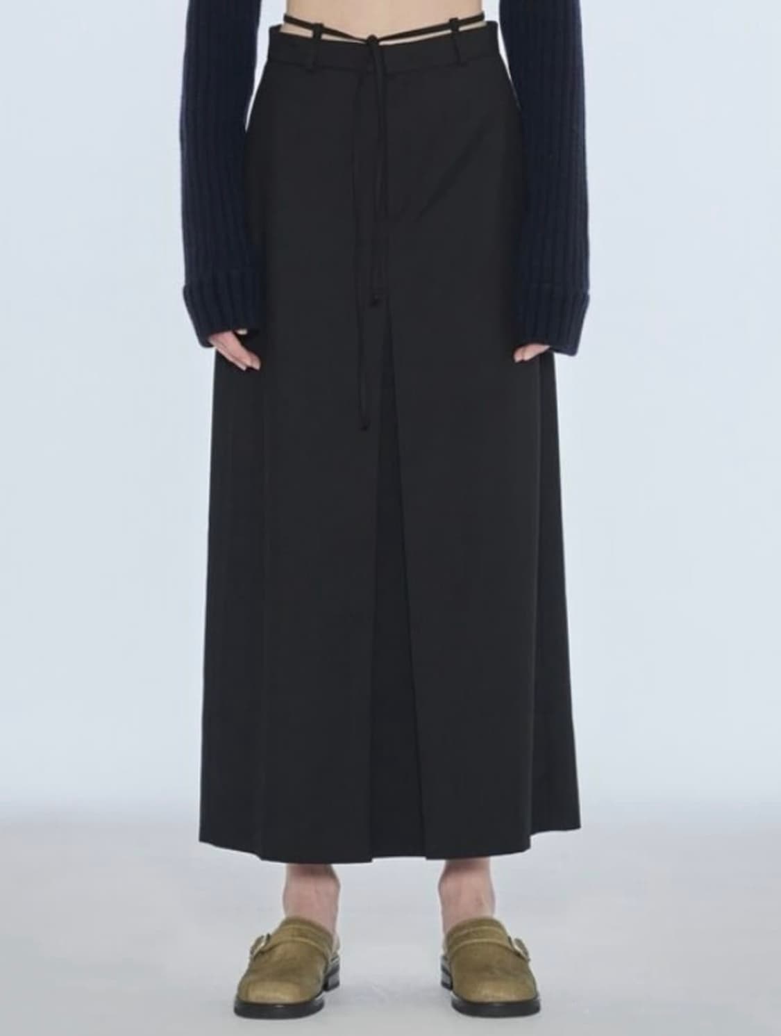 다이애그널 스트링 벨트 롱스커트 블랙 상품이미지3