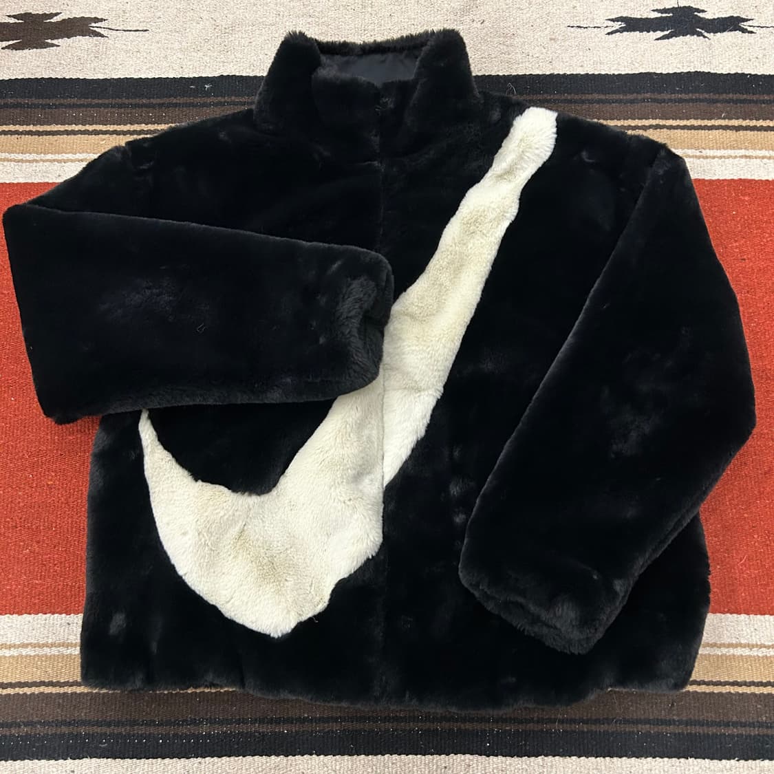 나이키 빅스우시 퍼자켓 상품이미지1