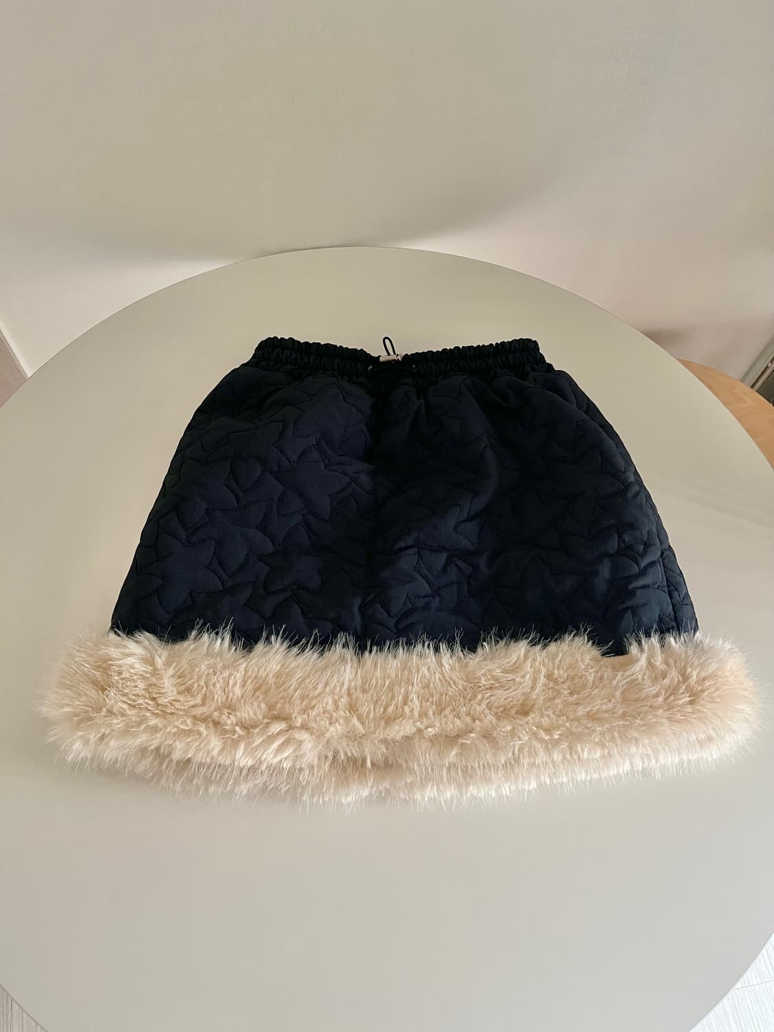 새상품. 리버시블 퍼/퀼팅 미니스커트 (브랜드: 포그던 fogdawn) 상품이미지1