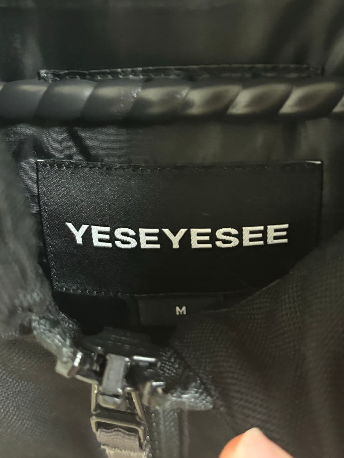 예스아이씨 패딩조끼 상품이미지4