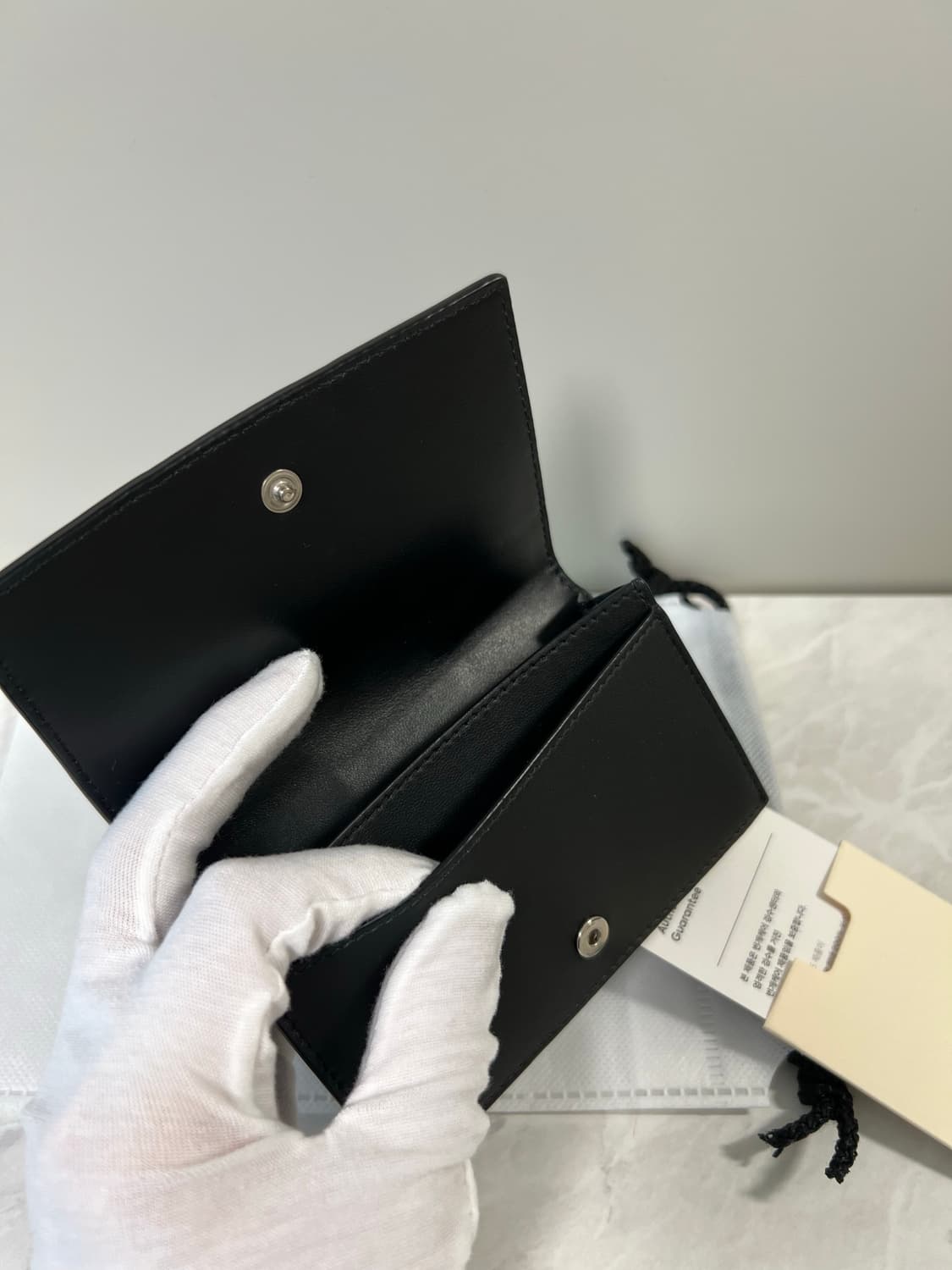 보테가베네타 카세트 비즈니스 카드지갑 상품이미지4