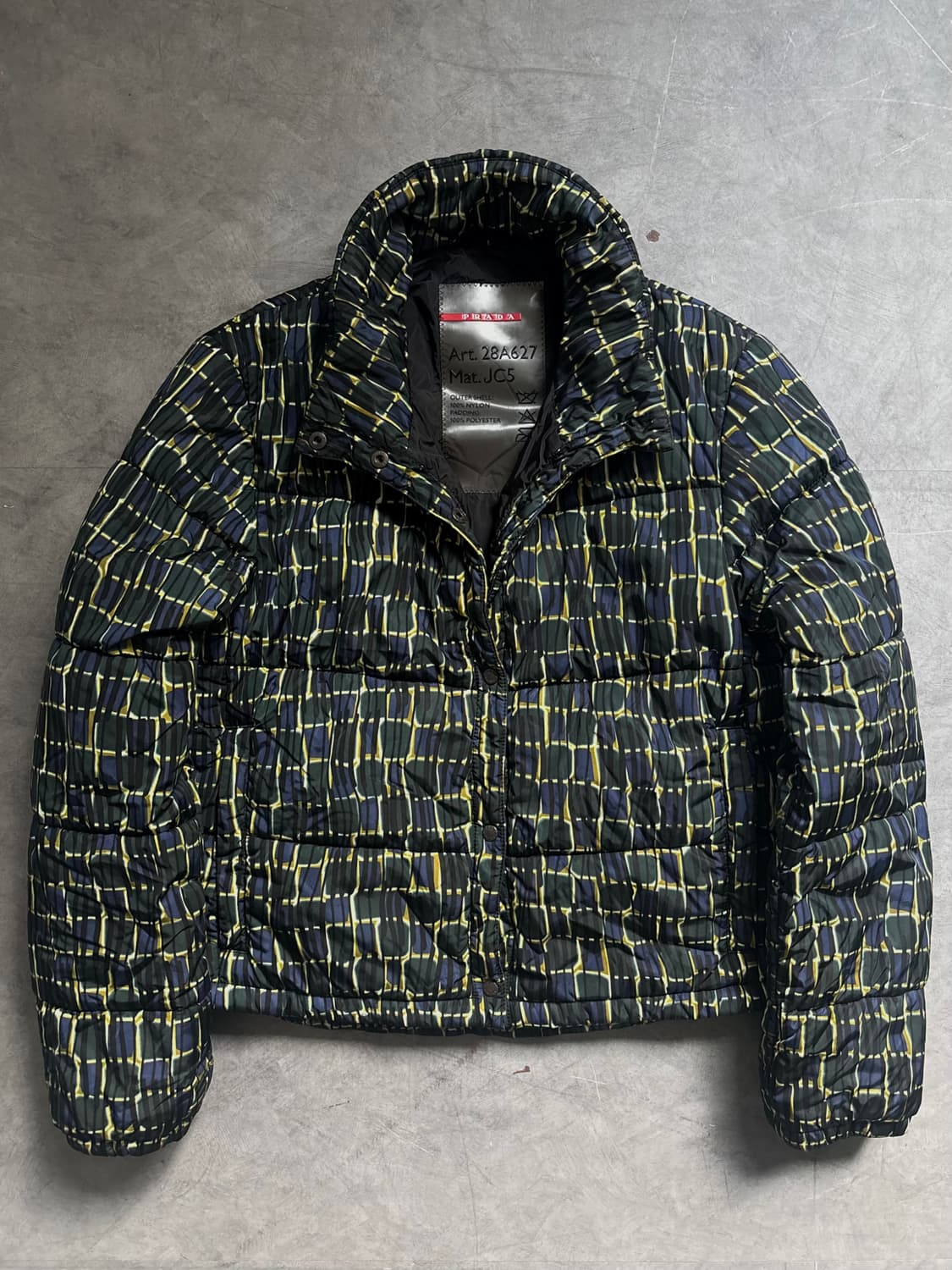 Prada 프라다 그린컬러 프린트 크롭 패딩 상품이미지6
