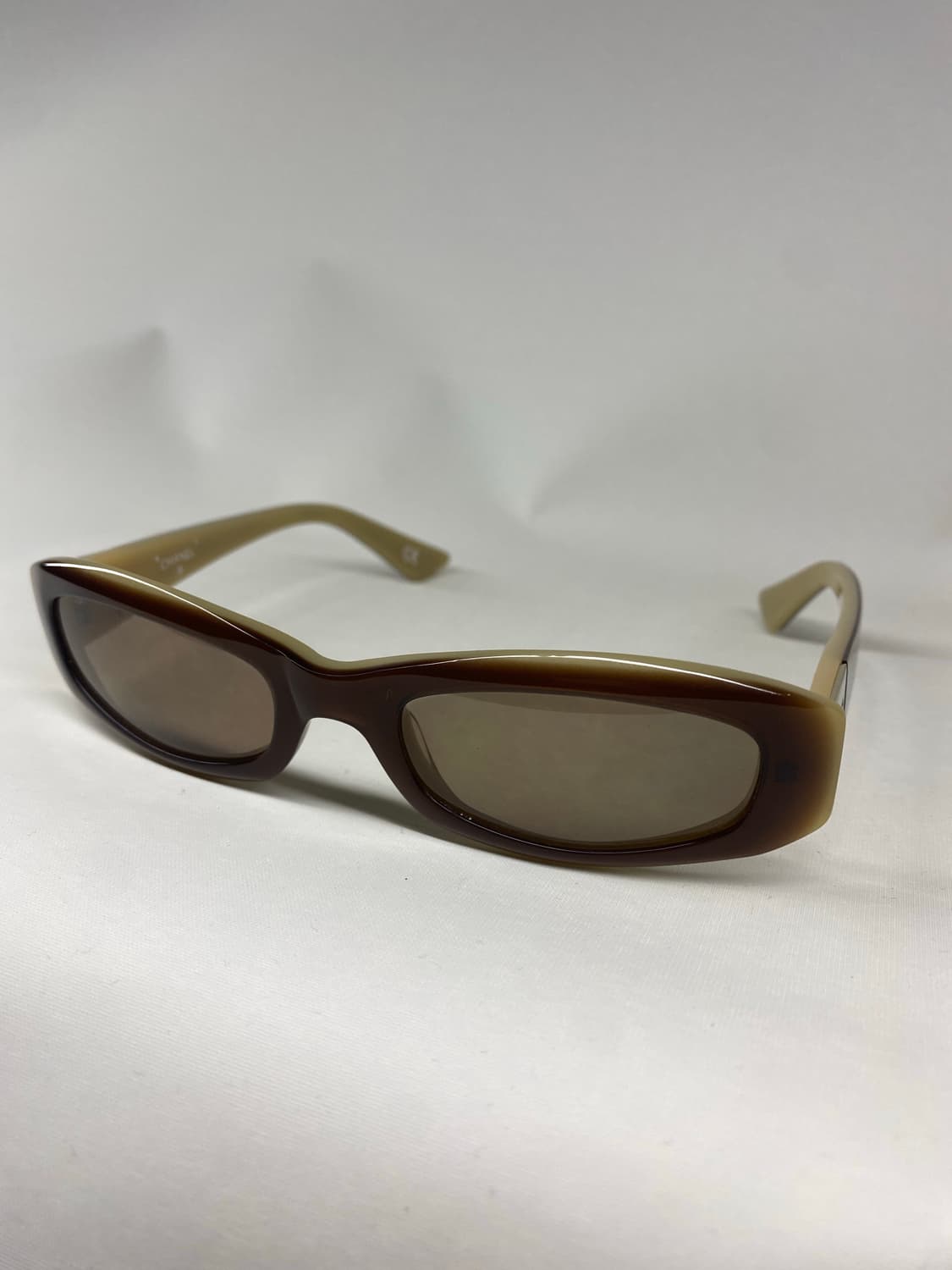 chanel 샤넬 투톤 그라데이션 선글라스 상품이미지2