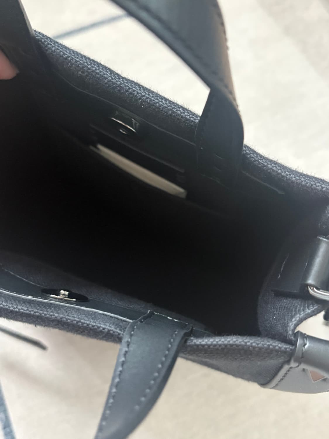 발렌티노 에코랩 토트백 판매합니다 상품이미지4