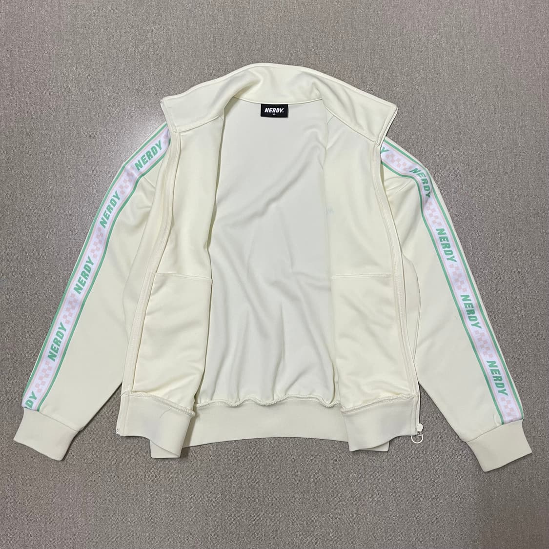 [택포] 널디 체커보드 테잎 트랙 져지 크림 XS 상품이미지2