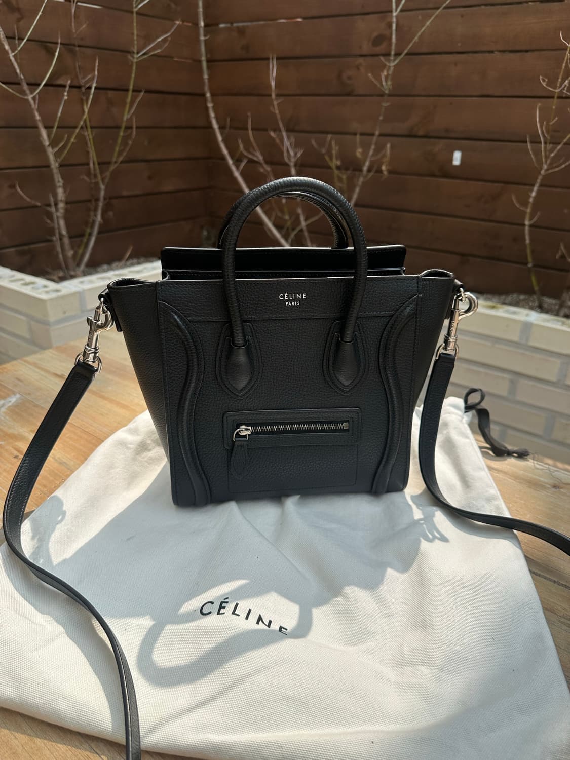[SA 정품] 셀린느 러기지백 나노 블랙 상품이미지5