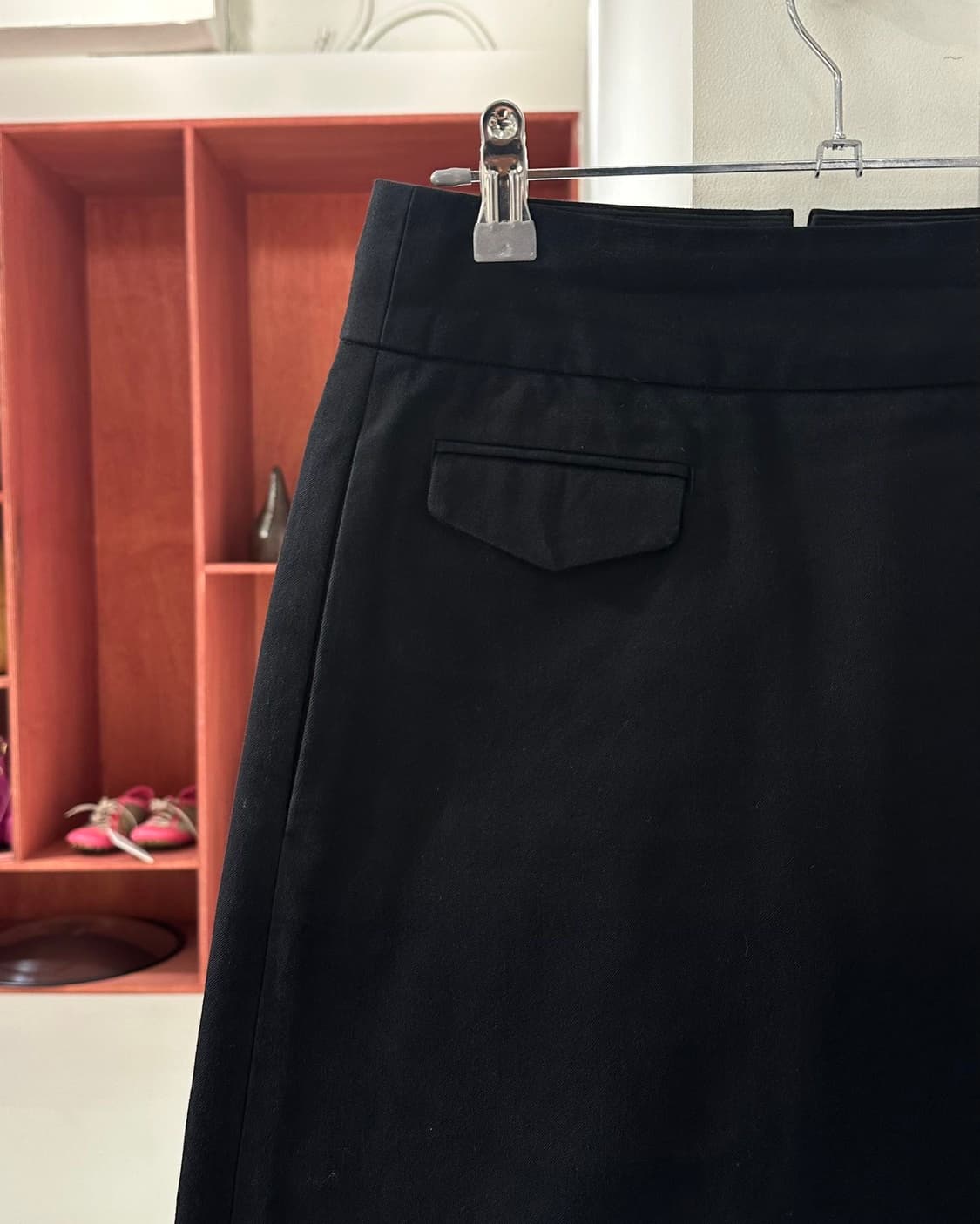 마가렛호웰 블랙 포켓 코튼 롱스커트 상품이미지2