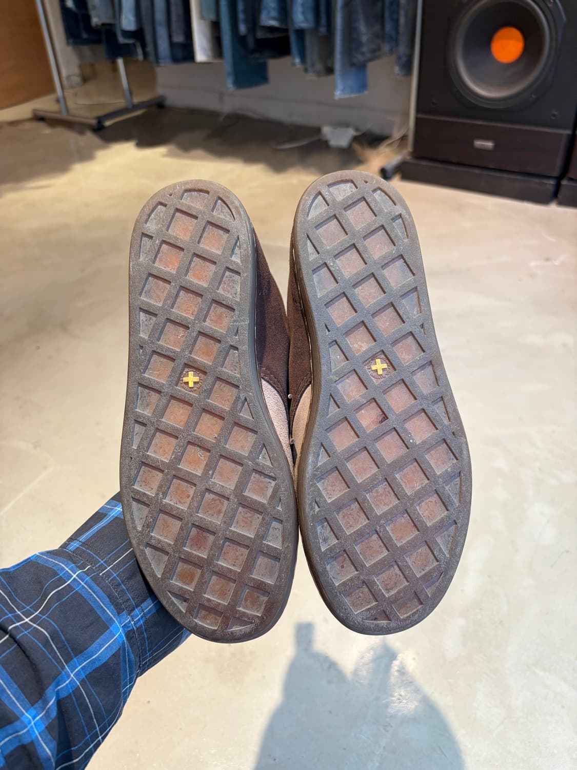 250) Dr. Martens 스웨이드 처카 부츠 상품이미지4