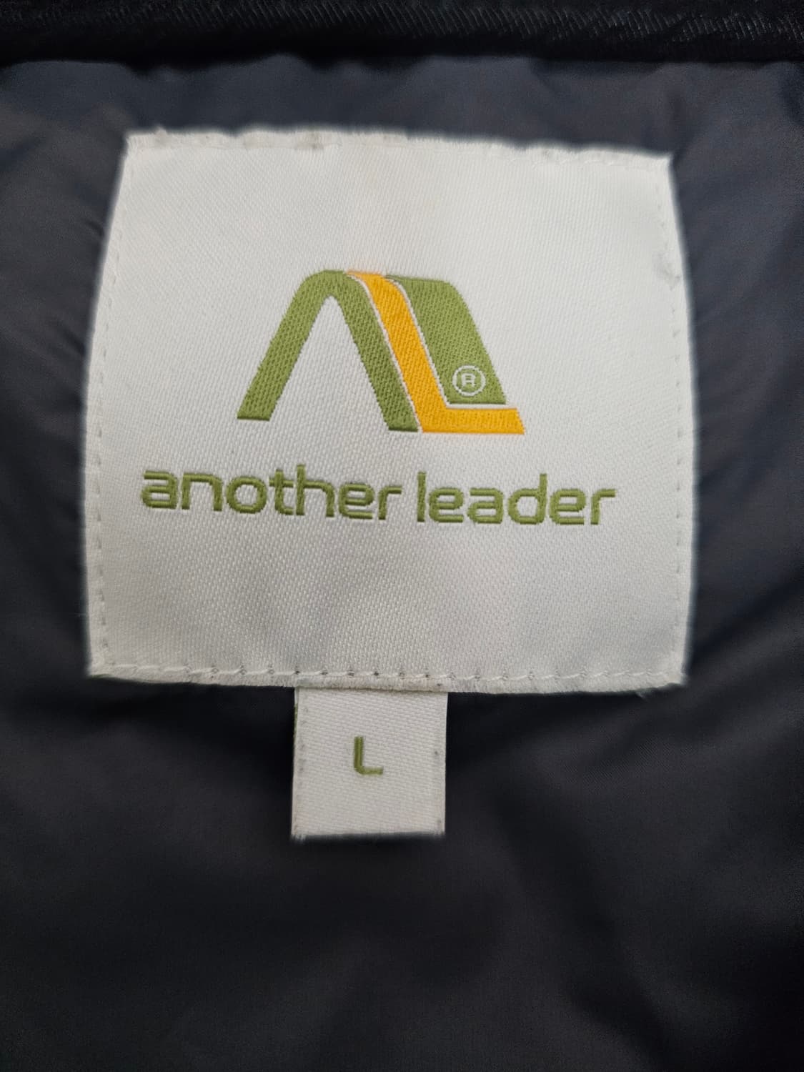 어나더리더 피싱 덕다운 패딩조끼 L 상품이미지3