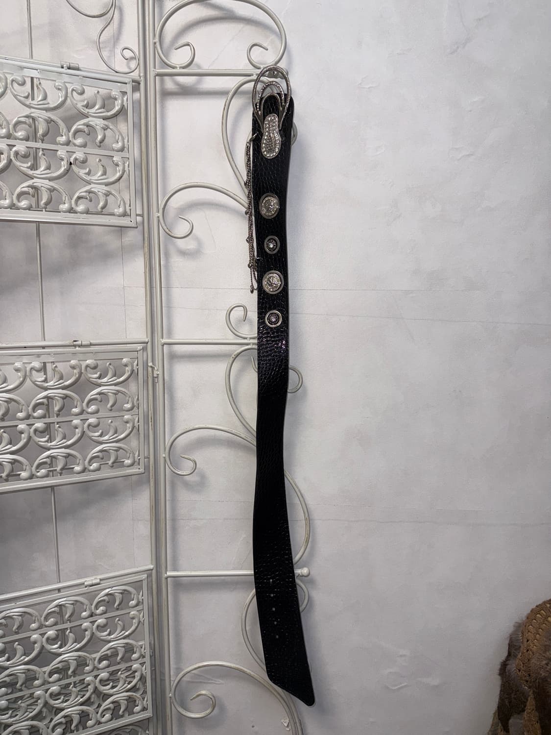Black python oriental cubic chain belt 상품이미지5