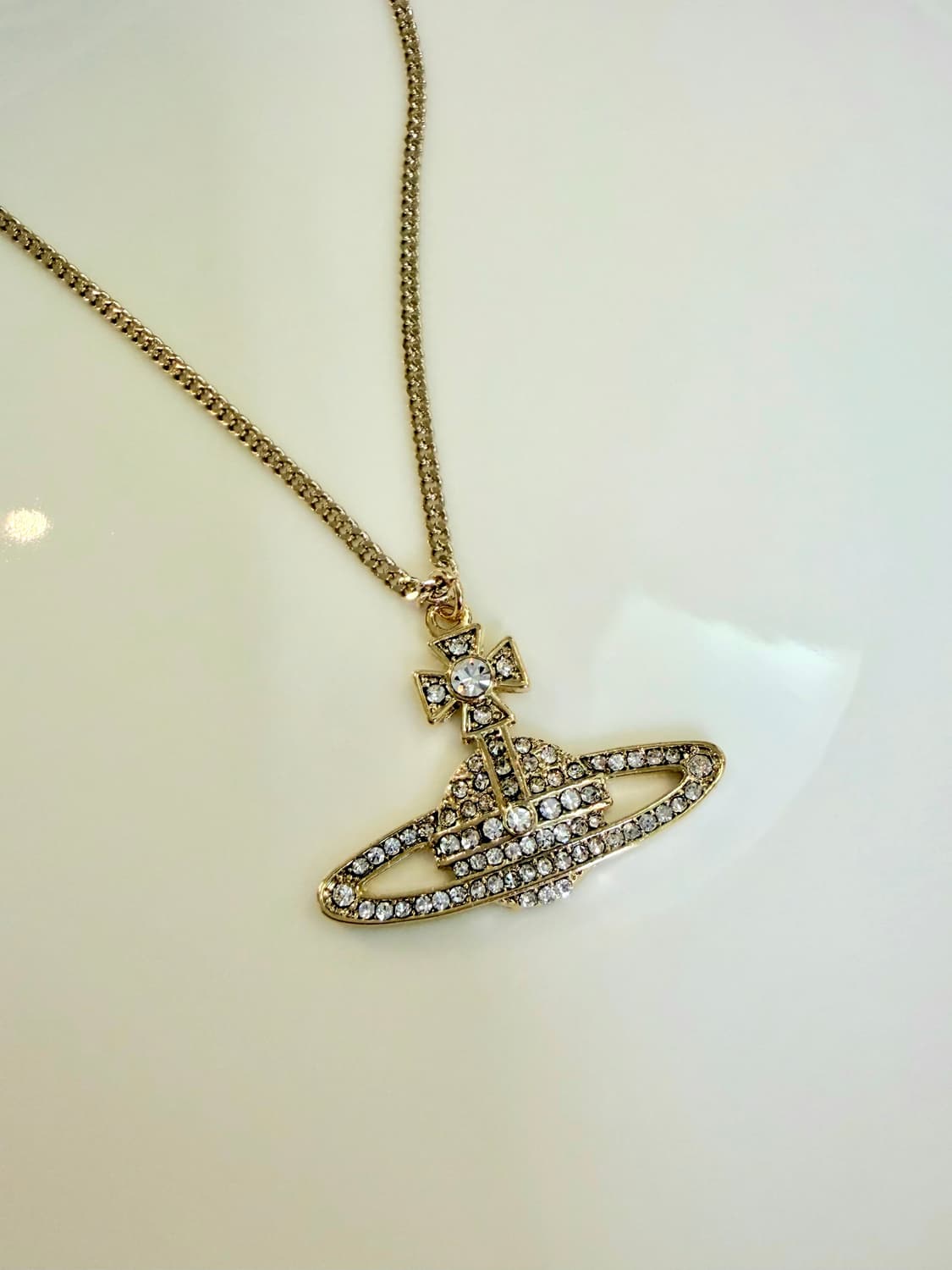 비비안웨스트우드 업사이클링 큐빅  목걸이 금장 상품이미지1