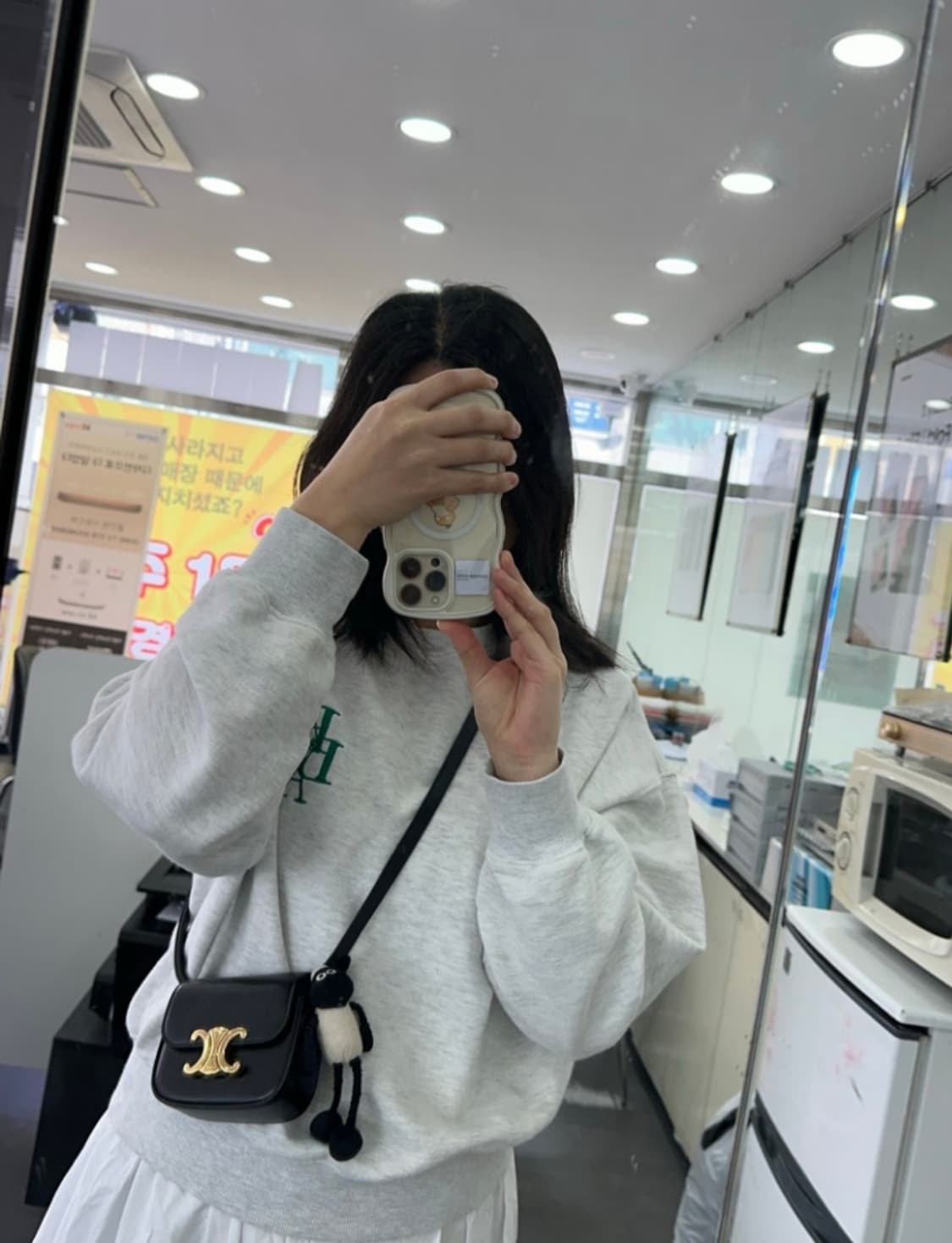 셀린느 미니 클로드 블랙 상품이미지2