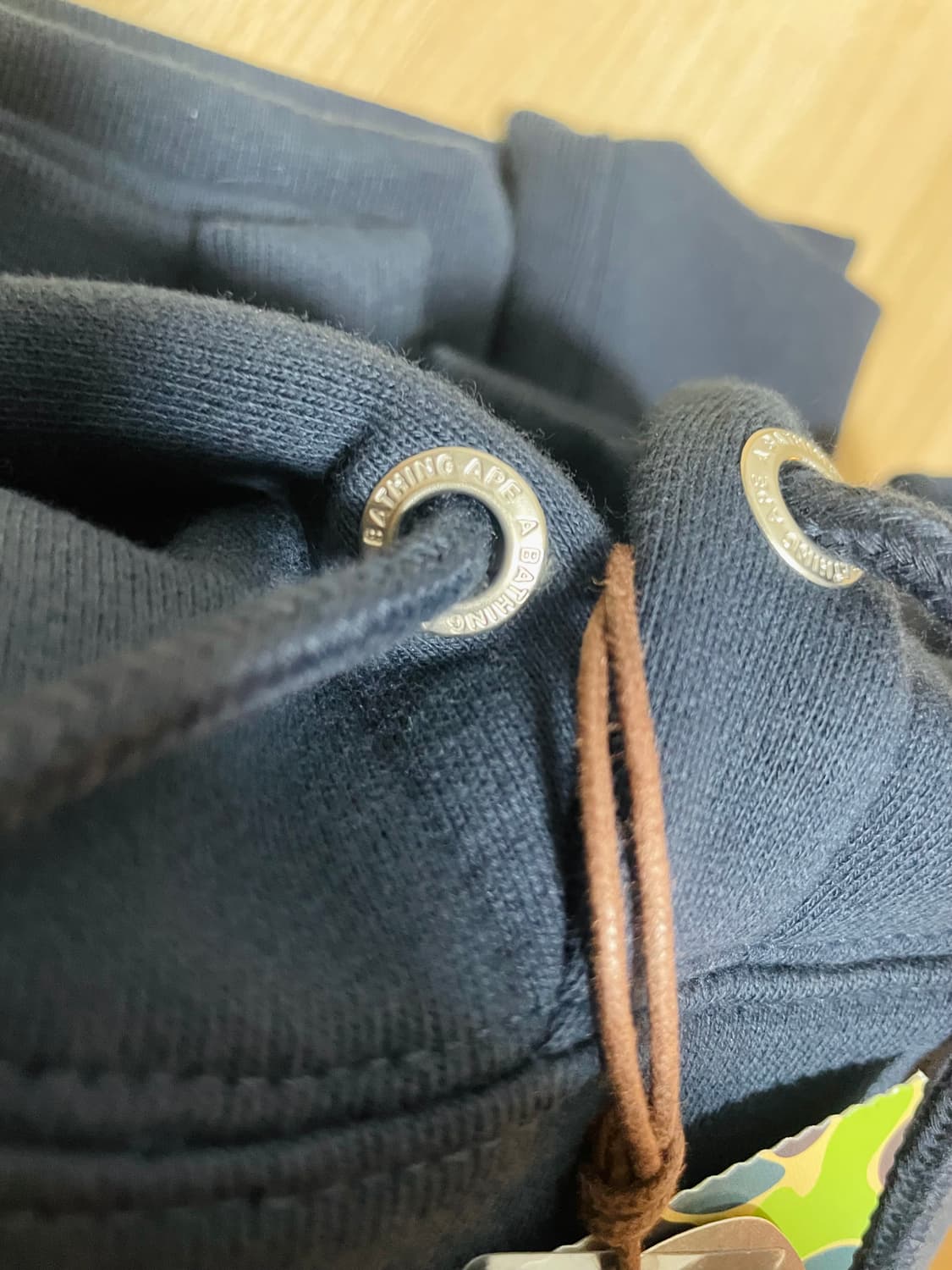 베이프 홀로그램후드티 네이비 상품이미지9