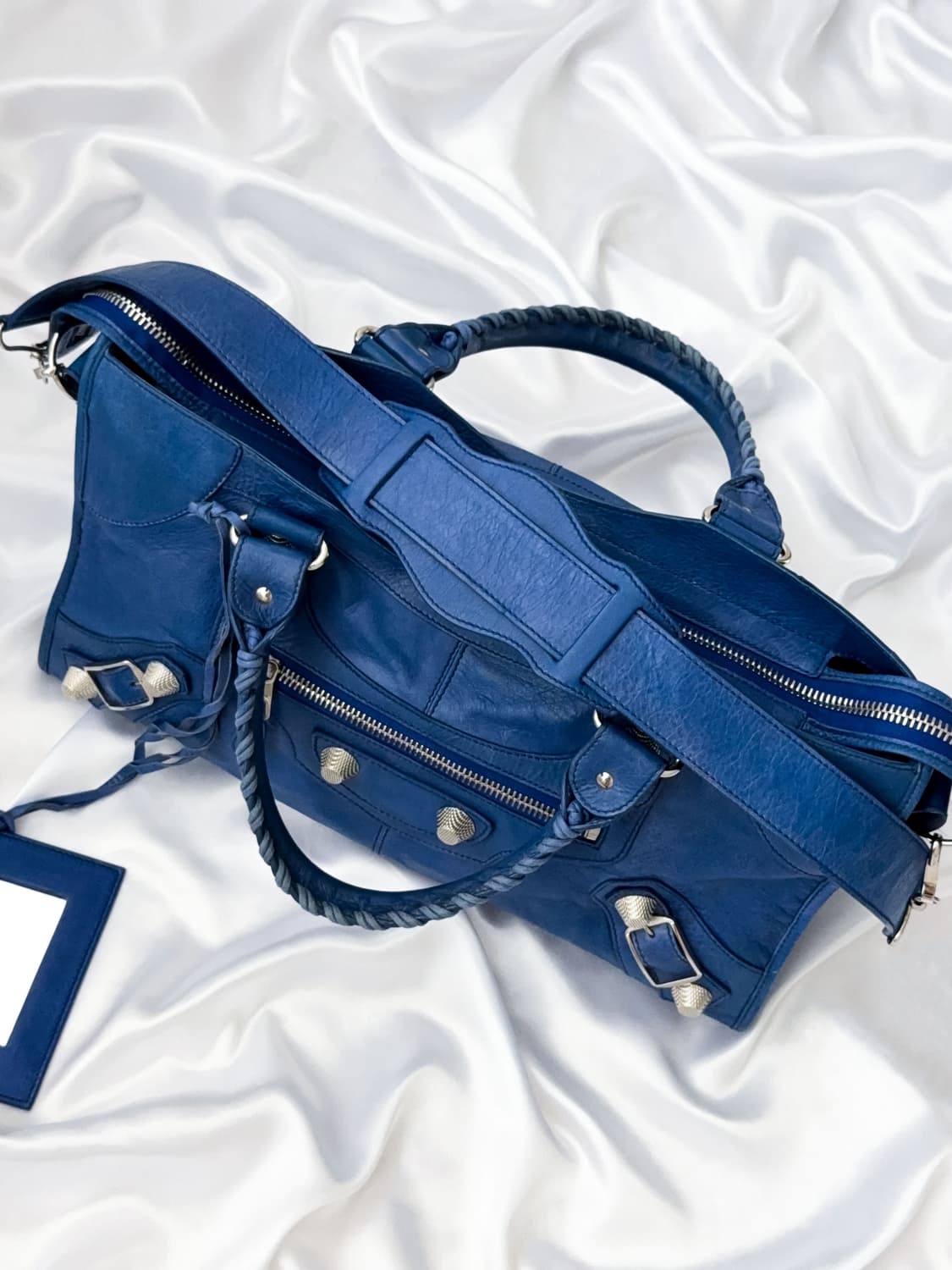 발렌시아가 모터백 라지 상품이미지5