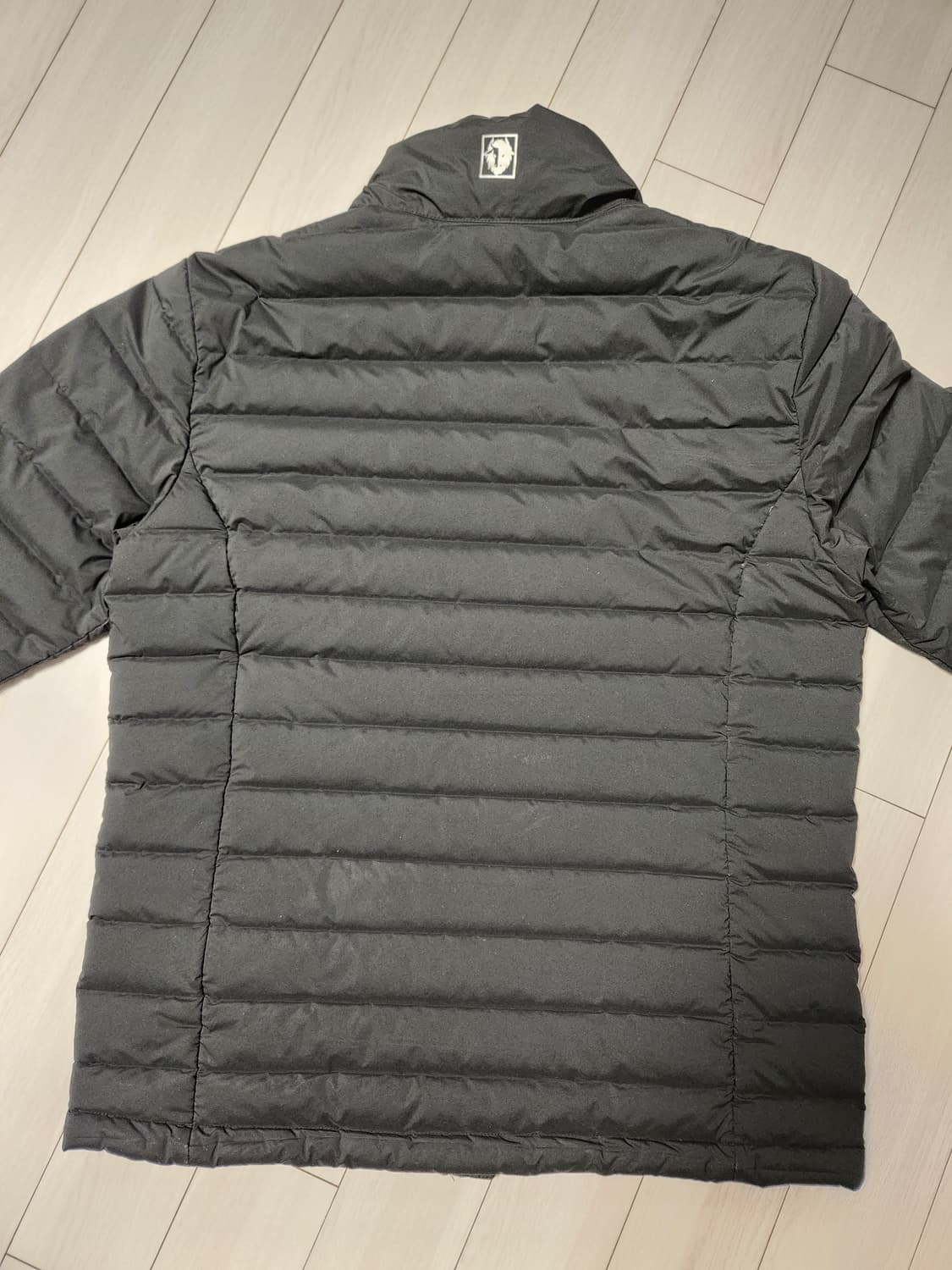 블랙야크 경량패딩 다운패딩(사용감있어요) 사이즈100(L)

여기저기 사 상품이미지6