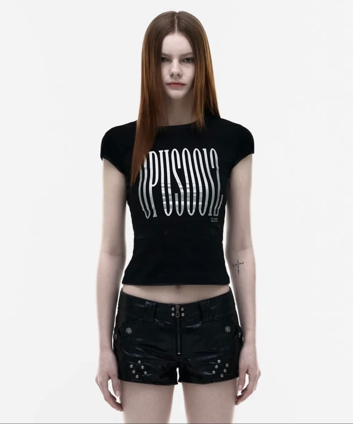 Op. 07 CLASSIC-0012 T-SHIRT BLACK 상품이미지1