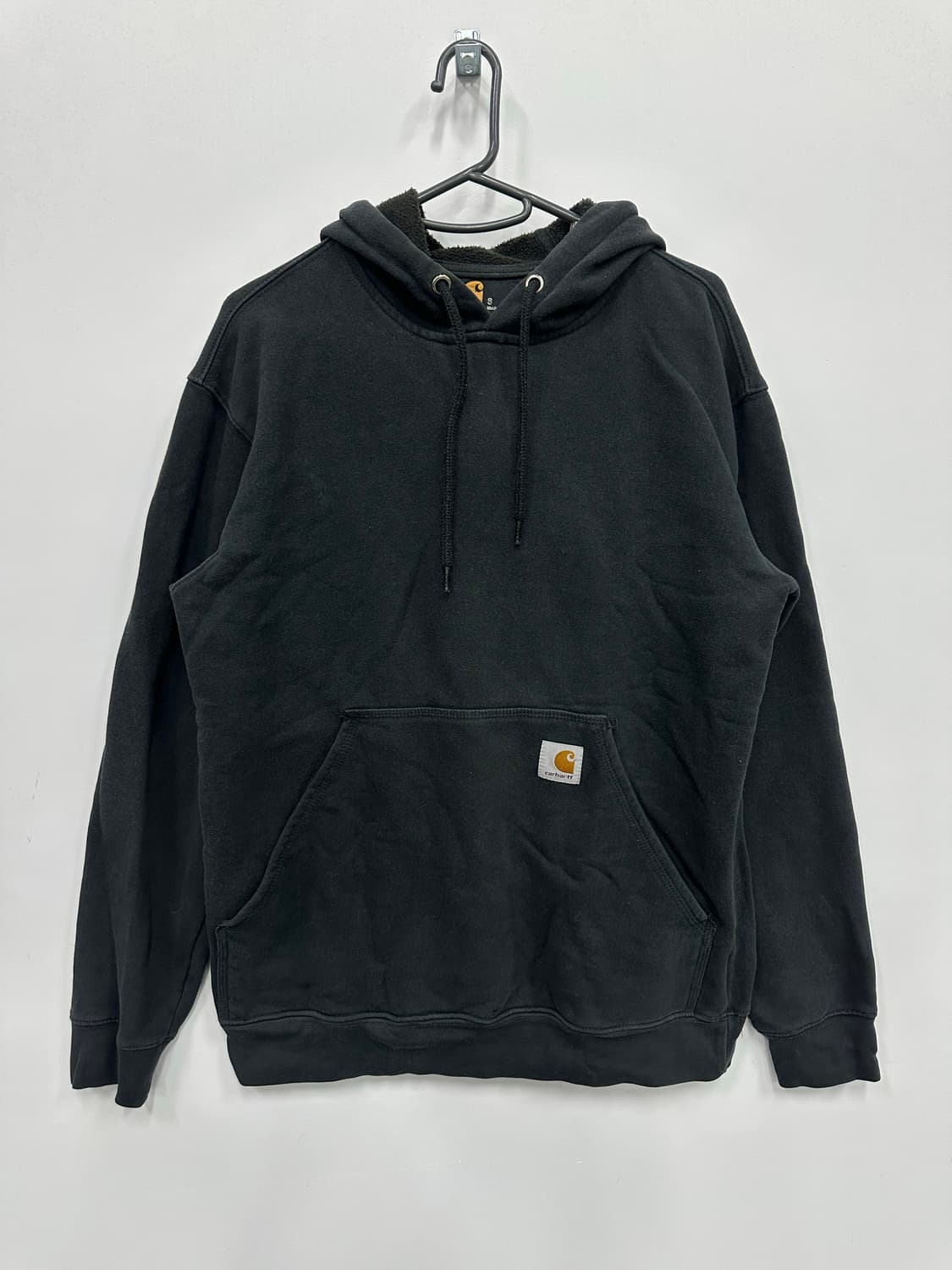 칼하트 차콜 후드티 상품이미지1
