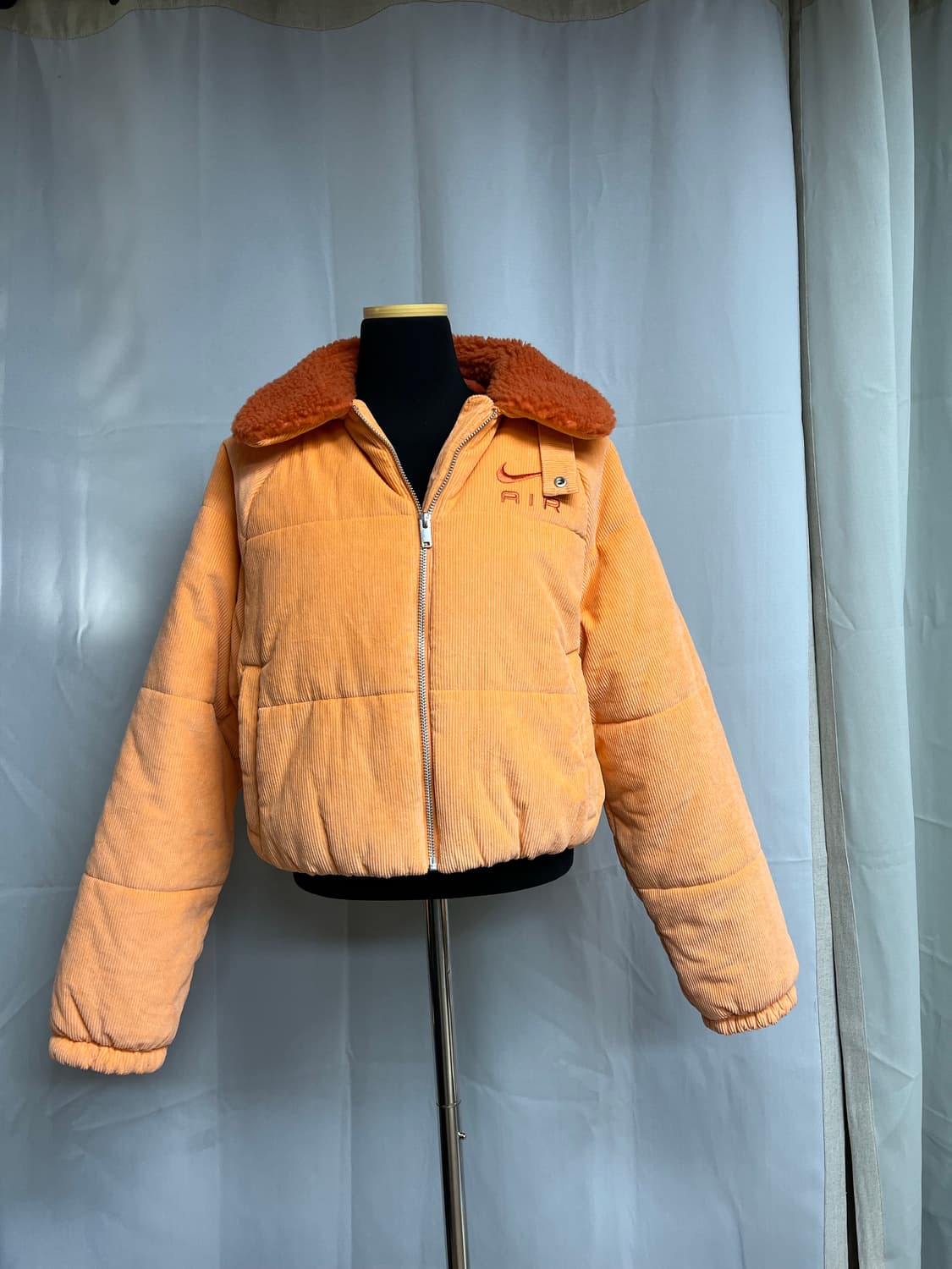 나이키 우먼스 에어 써마핏 코듀로이 크롭 점퍼  상품이미지6