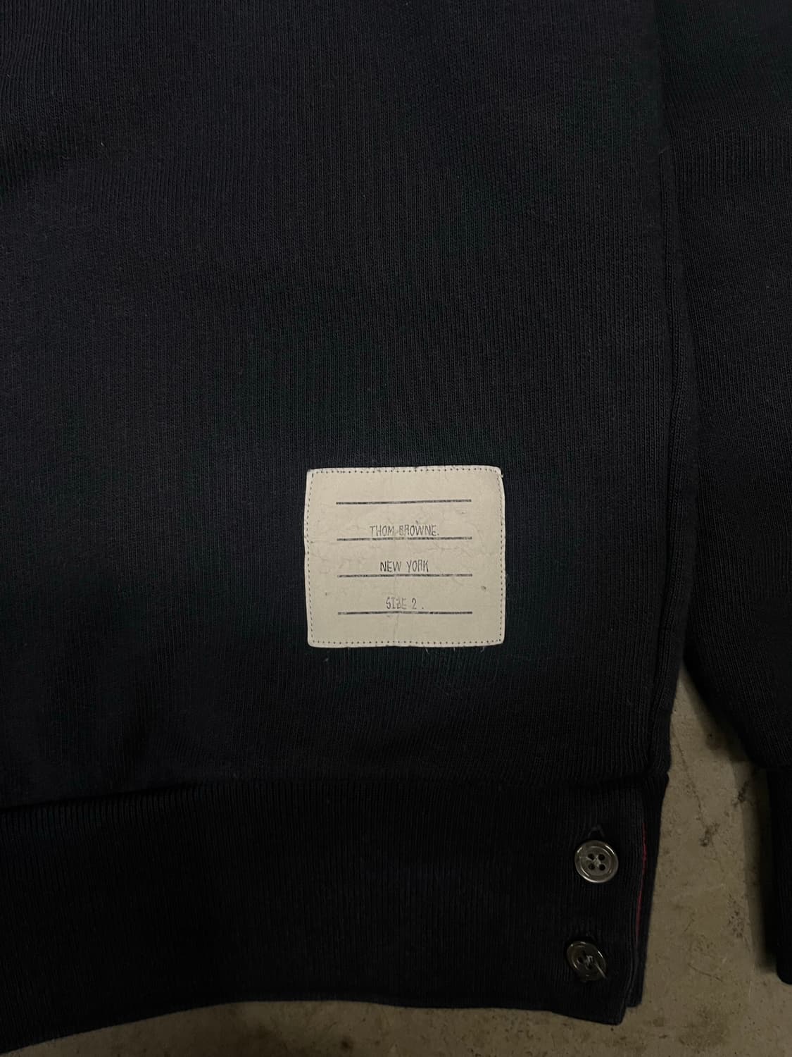 톰브라운 백삼선 맨투맨 네이비 2사이즈 상품이미지5