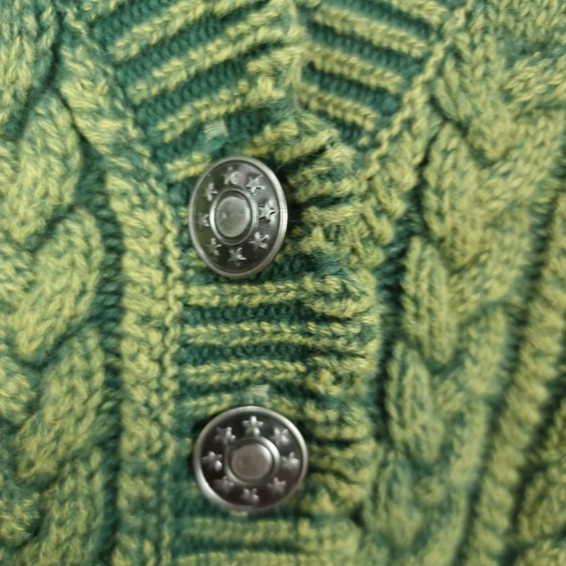 [자라] 빈티지 가공 워시드 크롭 브이넥 니트 가디건 M18742 상품이미지6